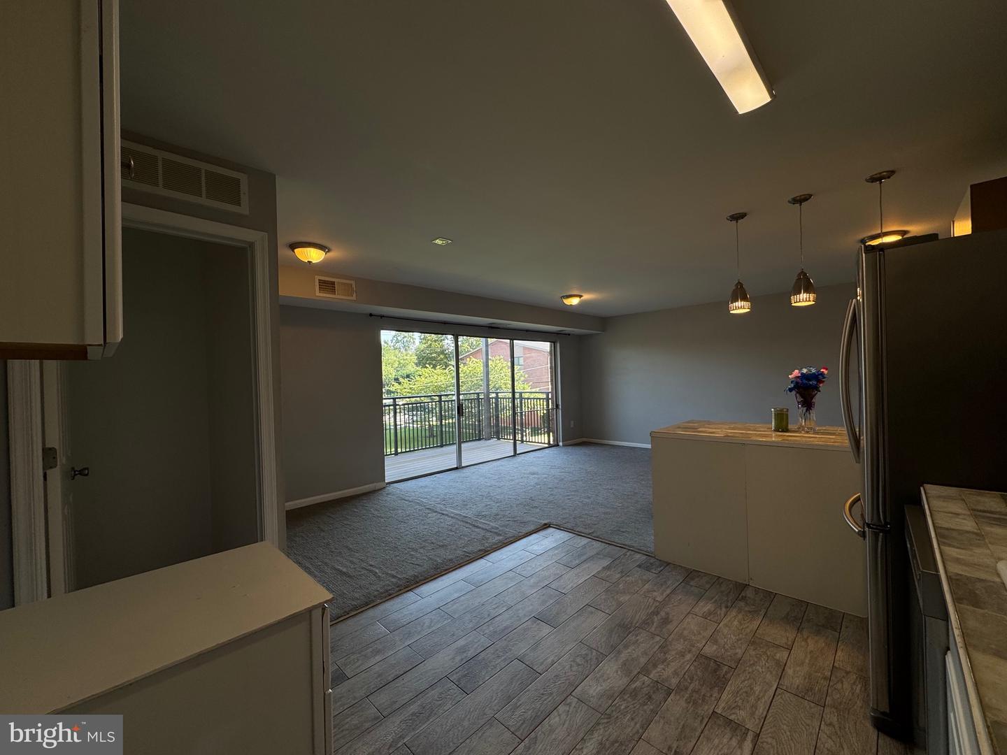 7328 LEE HWY #102, FALLS CHURCH, Virginia 22046, 1 Bedroom Bedrooms, ,1 BathroomBathrooms,Residential,For sale,7328 LEE HWY #102,VAFX2258706 MLS # VAFX2258706