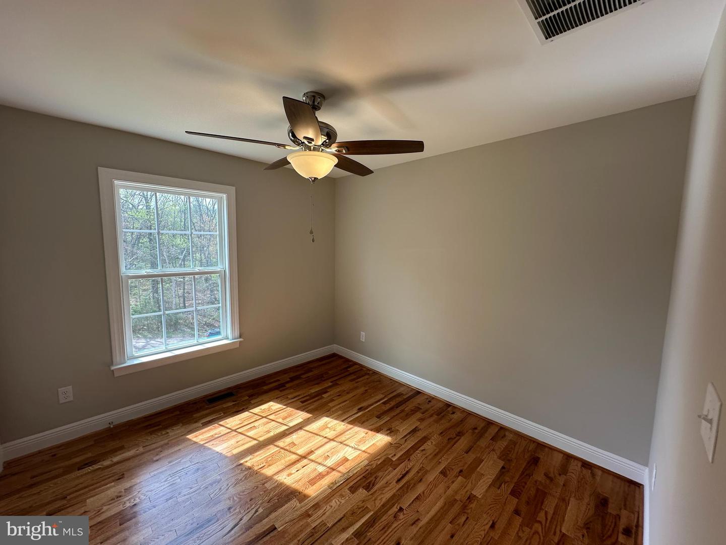 122 DEER TRL, WINCHESTER, Virginia 22602, 3 Bedrooms Bedrooms, ,3 BathroomsBathrooms,Residential,For sale,122 DEER TRL,VAFV2035804 MLS # VAFV2035804