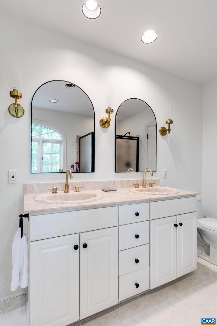 2047 ALLDEVER DR, MAIDENS, Virginia 23102, 4 Bedrooms Bedrooms, ,2 BathroomsBathrooms,Residential,For sale,2047 ALLDEVER DR,667309 MLS # 667309
