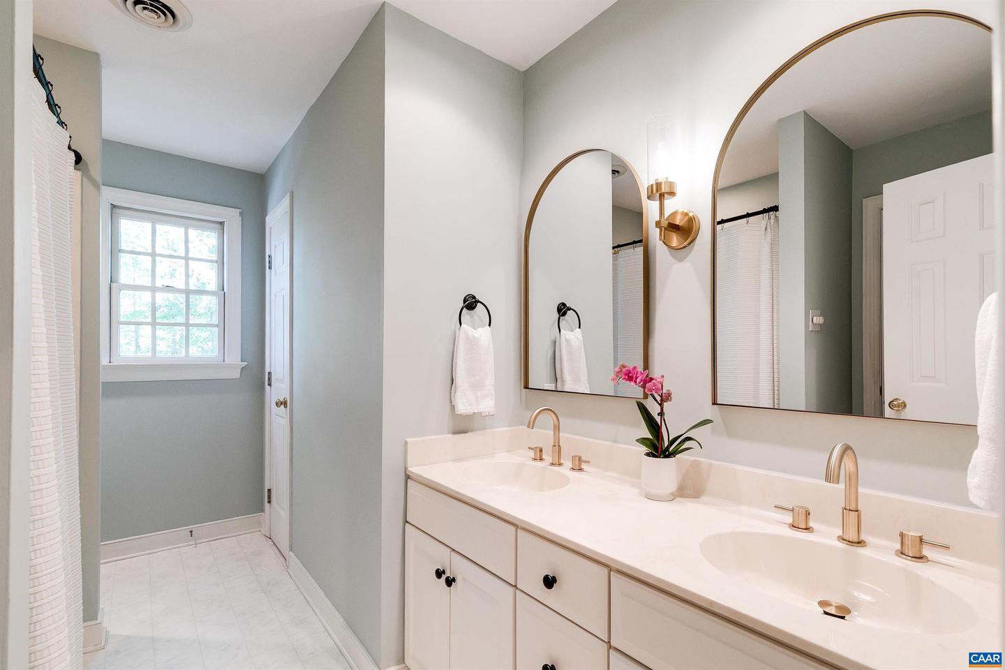 2047 ALLDEVER DR, MAIDENS, Virginia 23102, 4 Bedrooms Bedrooms, ,2 BathroomsBathrooms,Residential,For sale,2047 ALLDEVER DR,667309 MLS # 667309