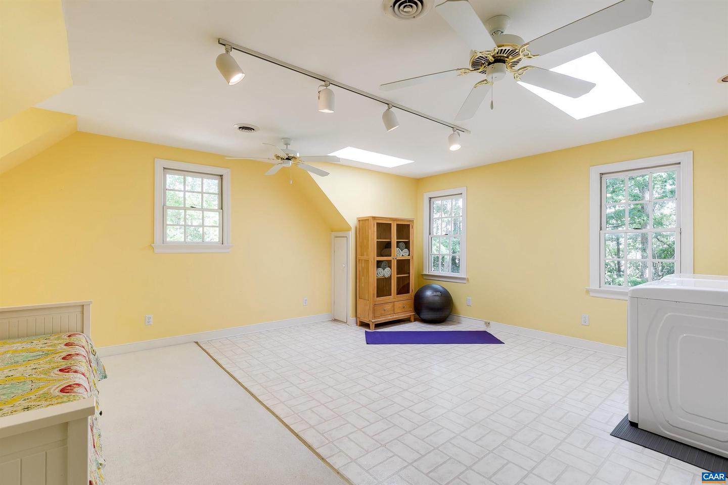 2047 ALLDEVER DR, MAIDENS, Virginia 23102, 4 Bedrooms Bedrooms, ,2 BathroomsBathrooms,Residential,For sale,2047 ALLDEVER DR,667309 MLS # 667309