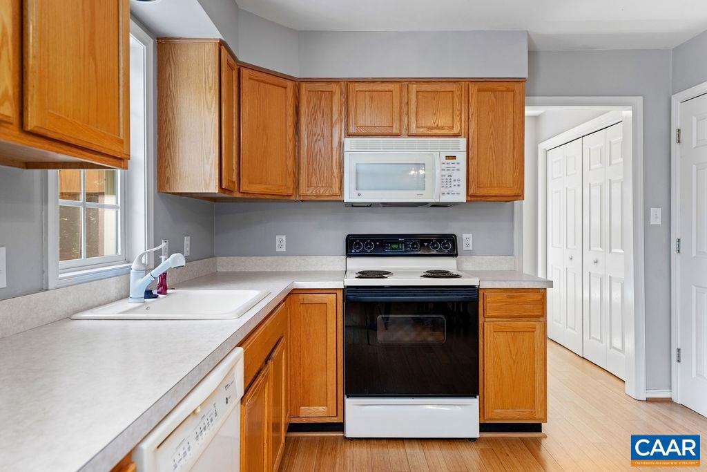 28 LOTTIES LN, NELLYSFORD, Virginia 22958, 3 Bedrooms Bedrooms, ,2 BathroomsBathrooms,Residential,For sale,28 LOTTIES LN,667313 MLS # 667313
