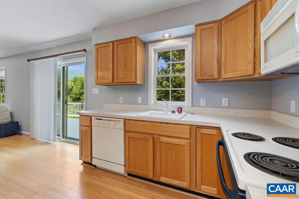 28 LOTTIES LN, NELLYSFORD, Virginia 22958, 3 Bedrooms Bedrooms, ,2 BathroomsBathrooms,Residential,For sale,28 LOTTIES LN,667313 MLS # 667313