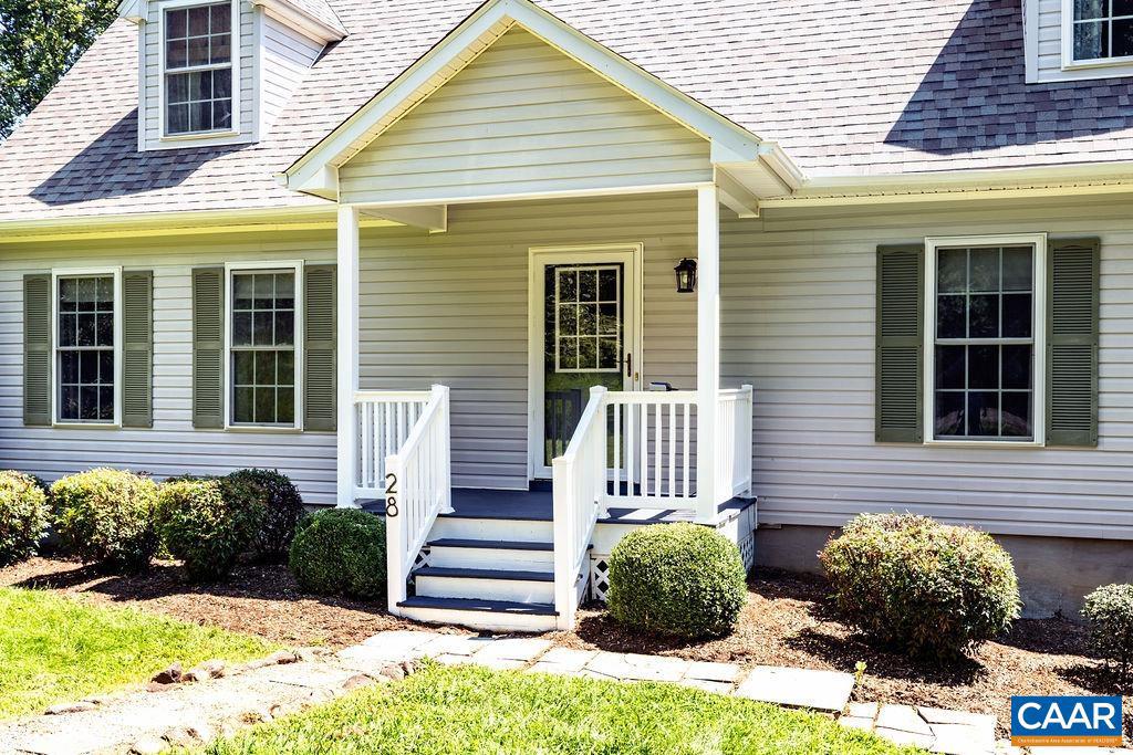 28 LOTTIES LN, NELLYSFORD, Virginia 22958, 3 Bedrooms Bedrooms, ,2 BathroomsBathrooms,Residential,For sale,28 LOTTIES LN,667313 MLS # 667313