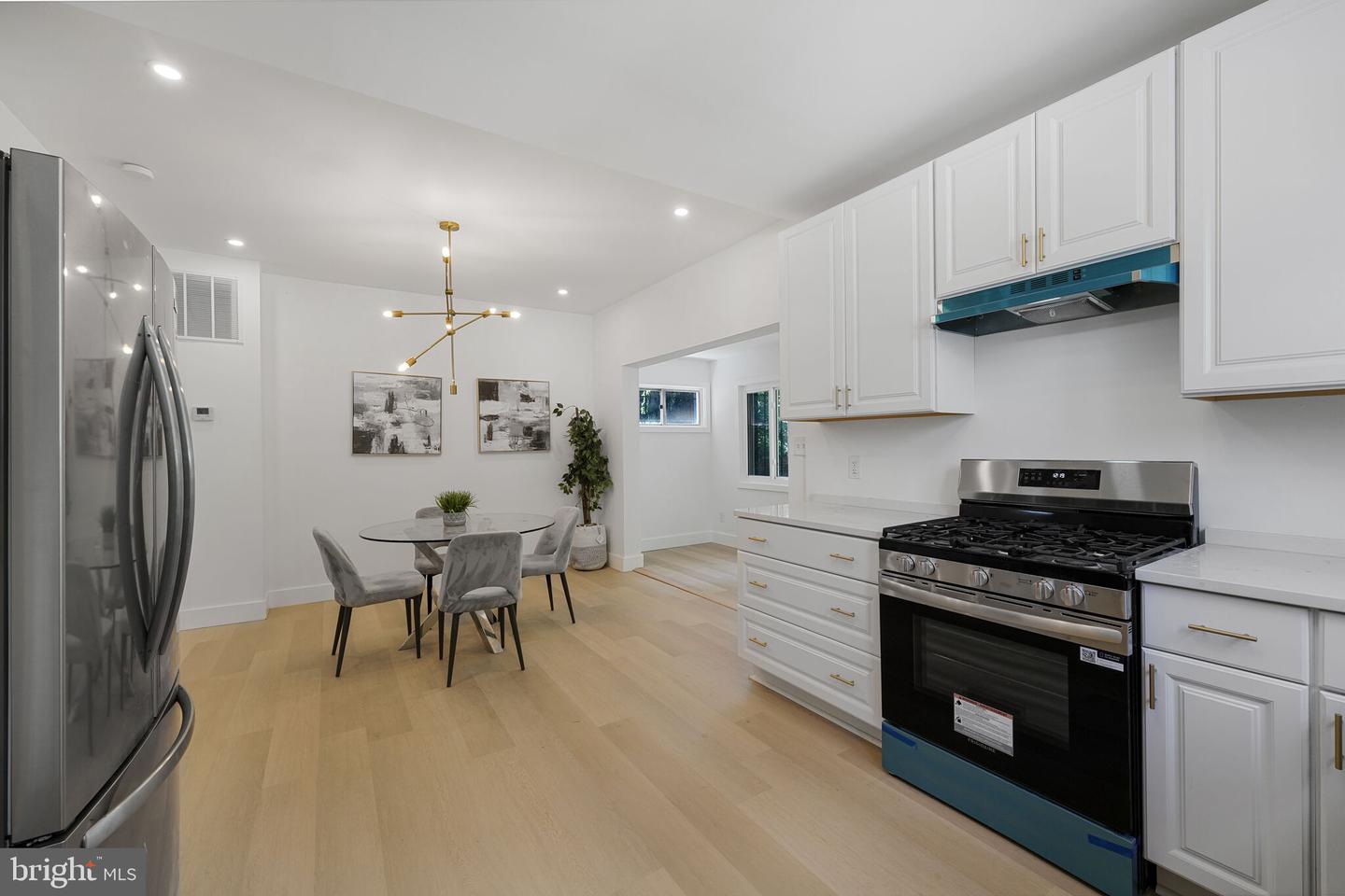 2712 S DAKOTA AVE NE, WASHINGTON, District Of Columbia 20018, 3 Bedrooms Bedrooms, ,3 BathroomsBathrooms,Residential,For sale,2712 S DAKOTA AVE NE,DCDC2212974 MLS # DCDC2212974