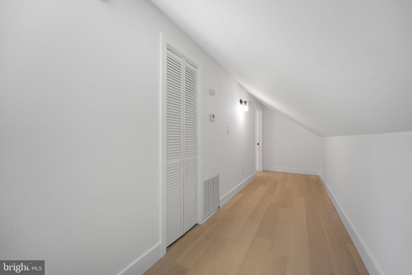 2712 S DAKOTA AVE NE, WASHINGTON, District Of Columbia 20018, 3 Bedrooms Bedrooms, ,3 BathroomsBathrooms,Residential,For sale,2712 S DAKOTA AVE NE,DCDC2212974 MLS # DCDC2212974