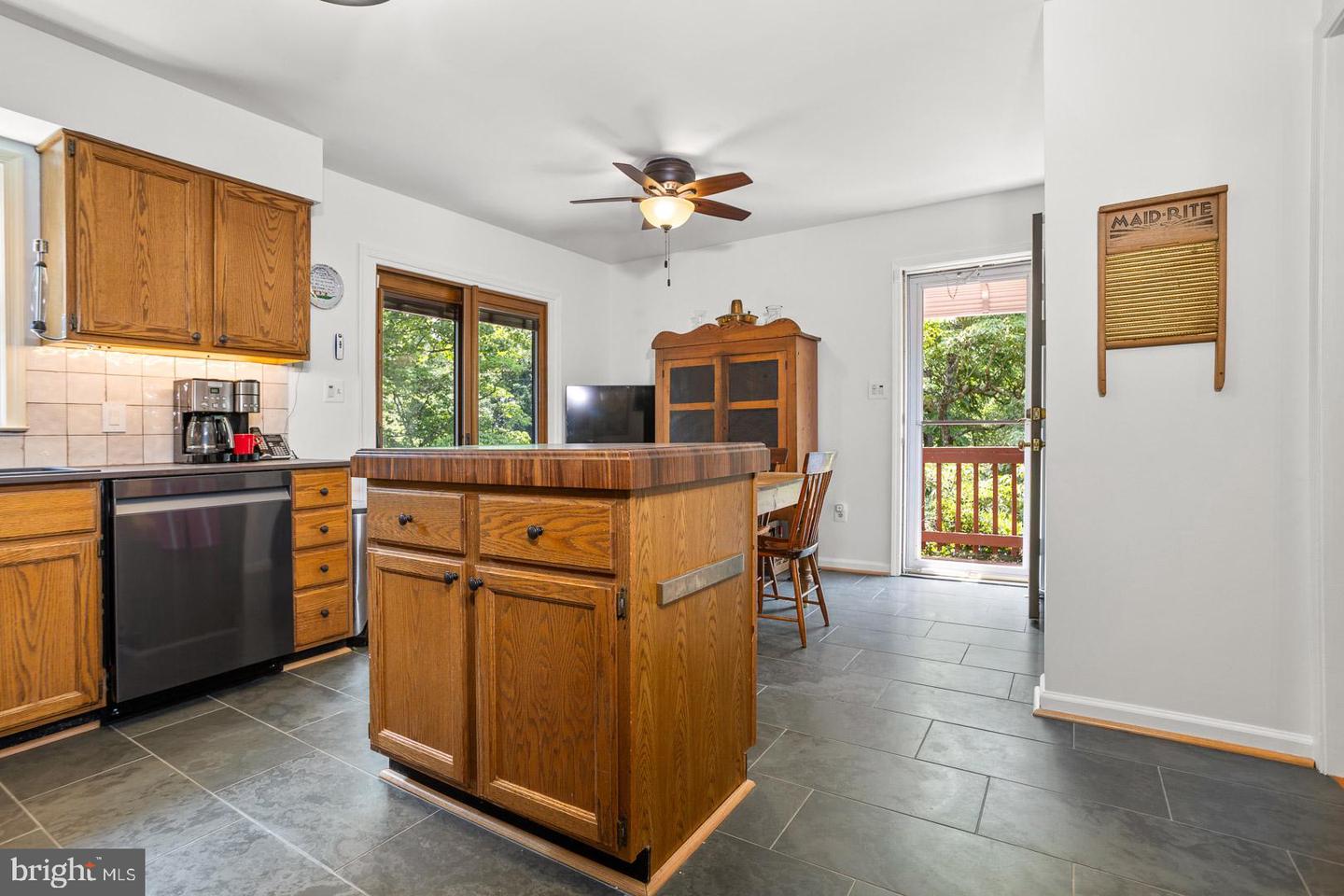 432 LAUREL MILLS RD, CASTLETON, Virginia 22716, 4 Bedrooms Bedrooms, ,3 BathroomsBathrooms,Residential,For sale,432 LAUREL MILLS RD,VARP2002206 MLS # VARP2002206
