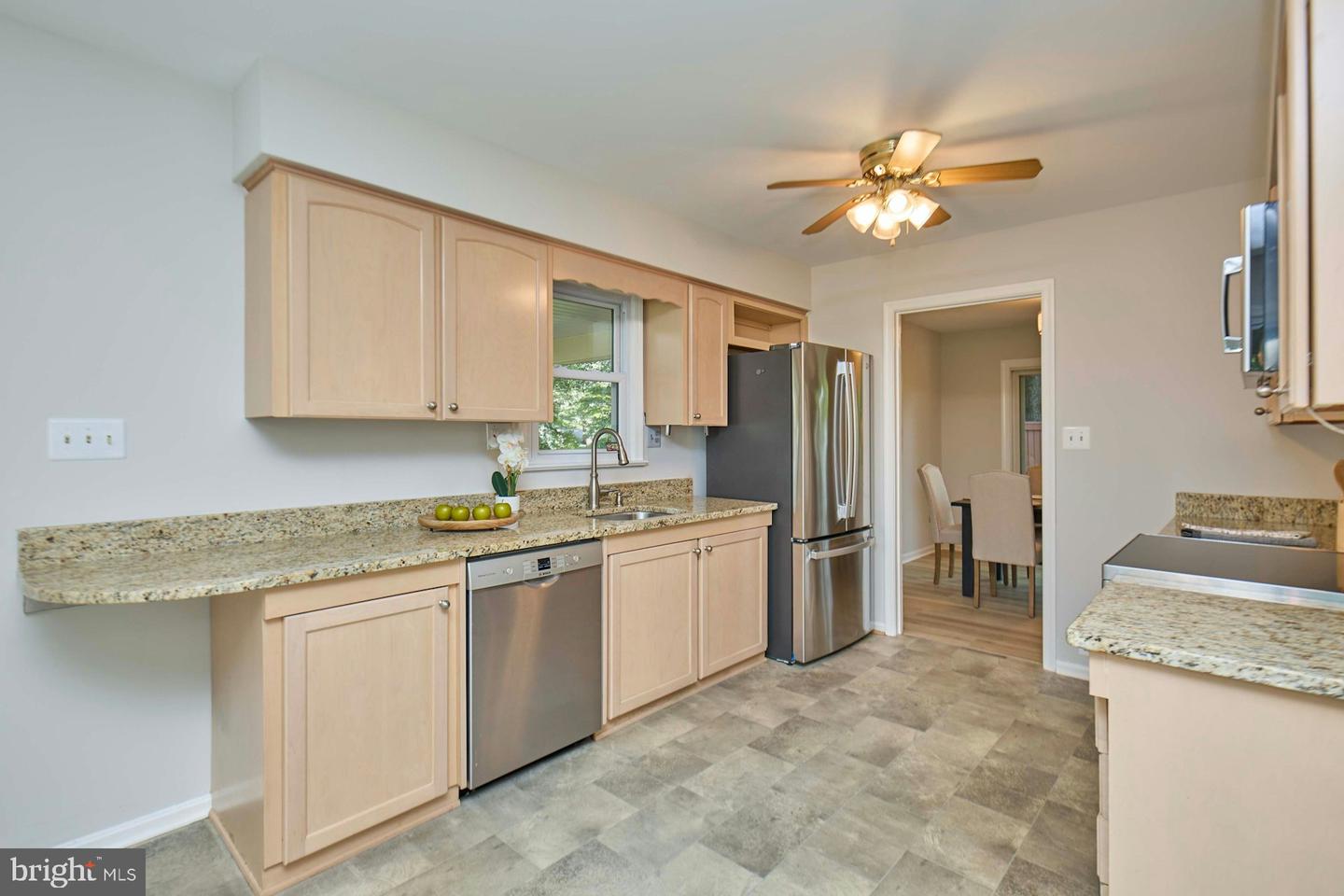 5009 LONE OAK PL, FAIRFAX, Virginia 22032, 4 Bedrooms Bedrooms, ,3 BathroomsBathrooms,Residential,For sale,5009 LONE OAK PL,VAFX2223544 MLS # VAFX2223544