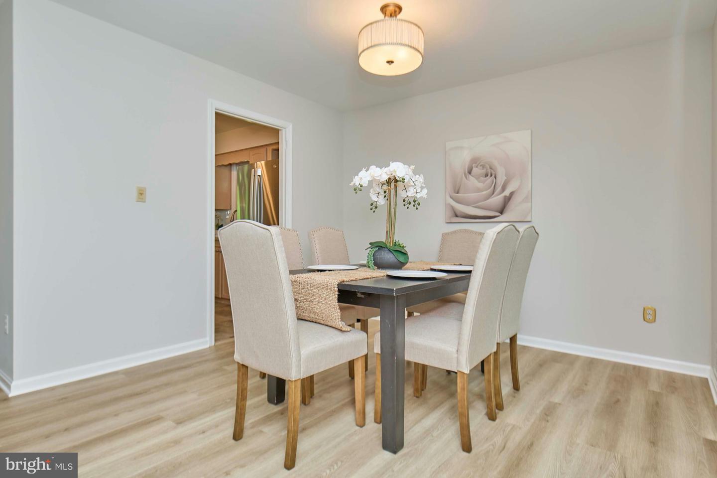 5009 LONE OAK PL, FAIRFAX, Virginia 22032, 4 Bedrooms Bedrooms, ,3 BathroomsBathrooms,Residential,For sale,5009 LONE OAK PL,VAFX2223544 MLS # VAFX2223544