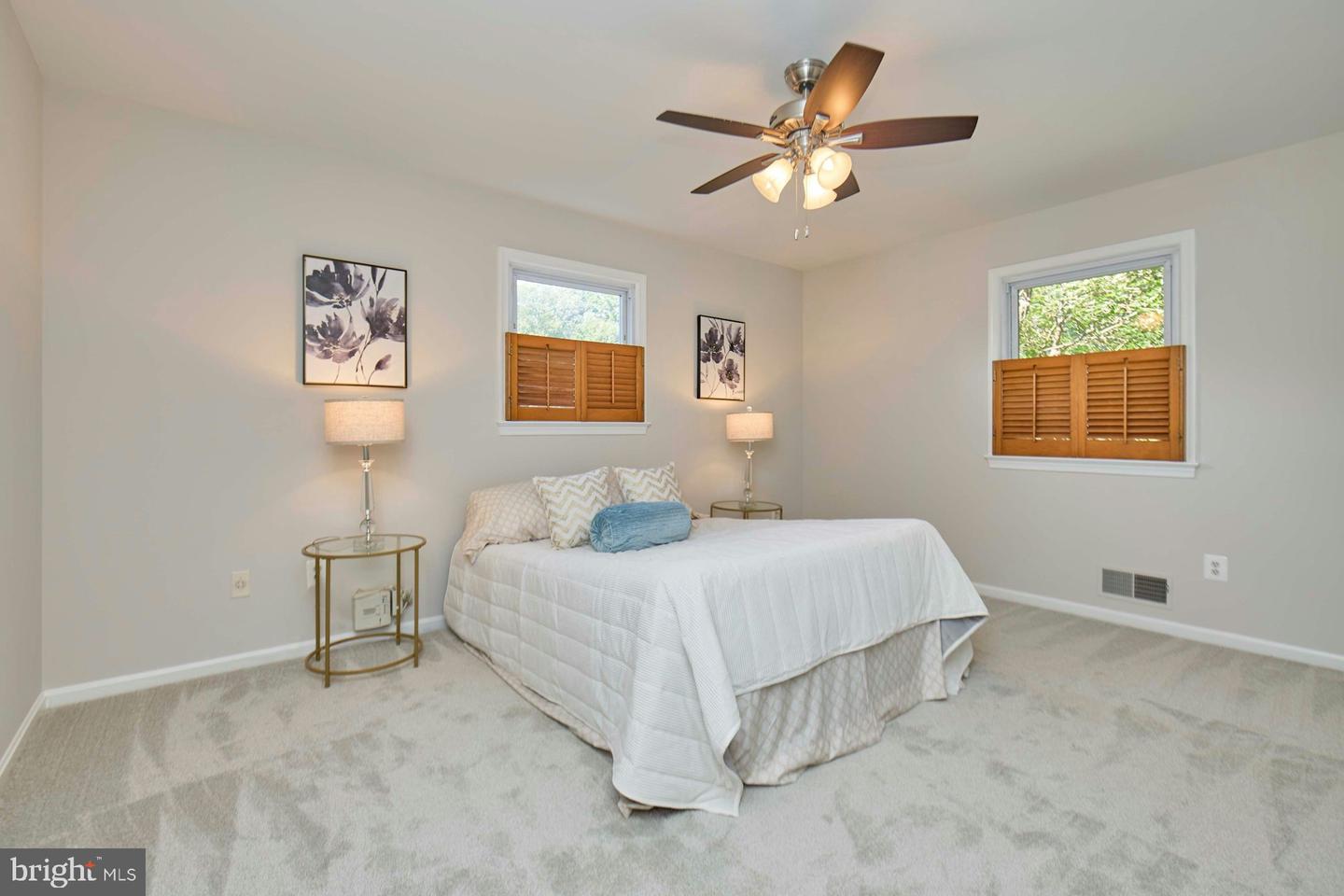 5009 LONE OAK PL, FAIRFAX, Virginia 22032, 4 Bedrooms Bedrooms, ,3 BathroomsBathrooms,Residential,For sale,5009 LONE OAK PL,VAFX2223544 MLS # VAFX2223544