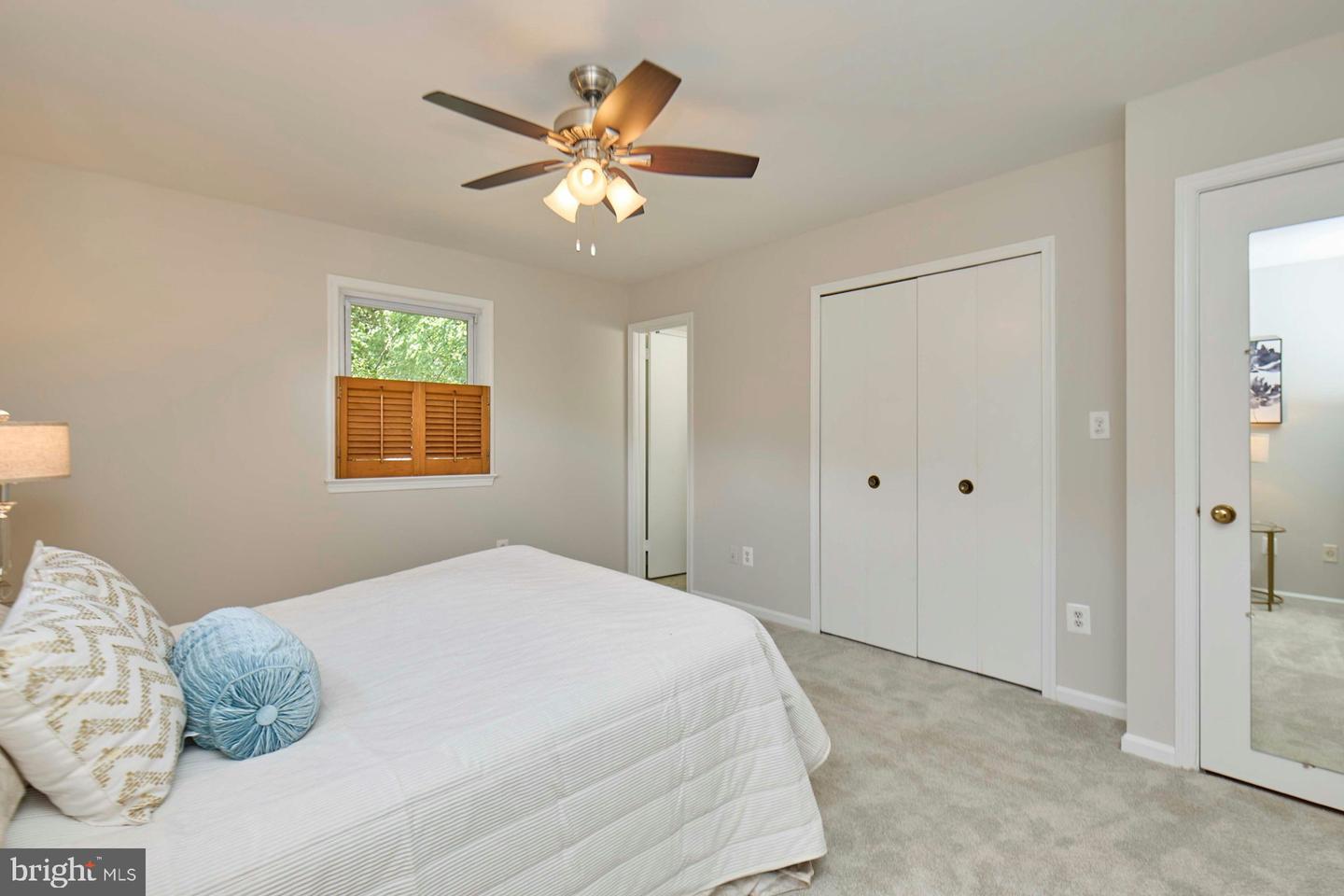 5009 LONE OAK PL, FAIRFAX, Virginia 22032, 4 Bedrooms Bedrooms, ,3 BathroomsBathrooms,Residential,For sale,5009 LONE OAK PL,VAFX2223544 MLS # VAFX2223544