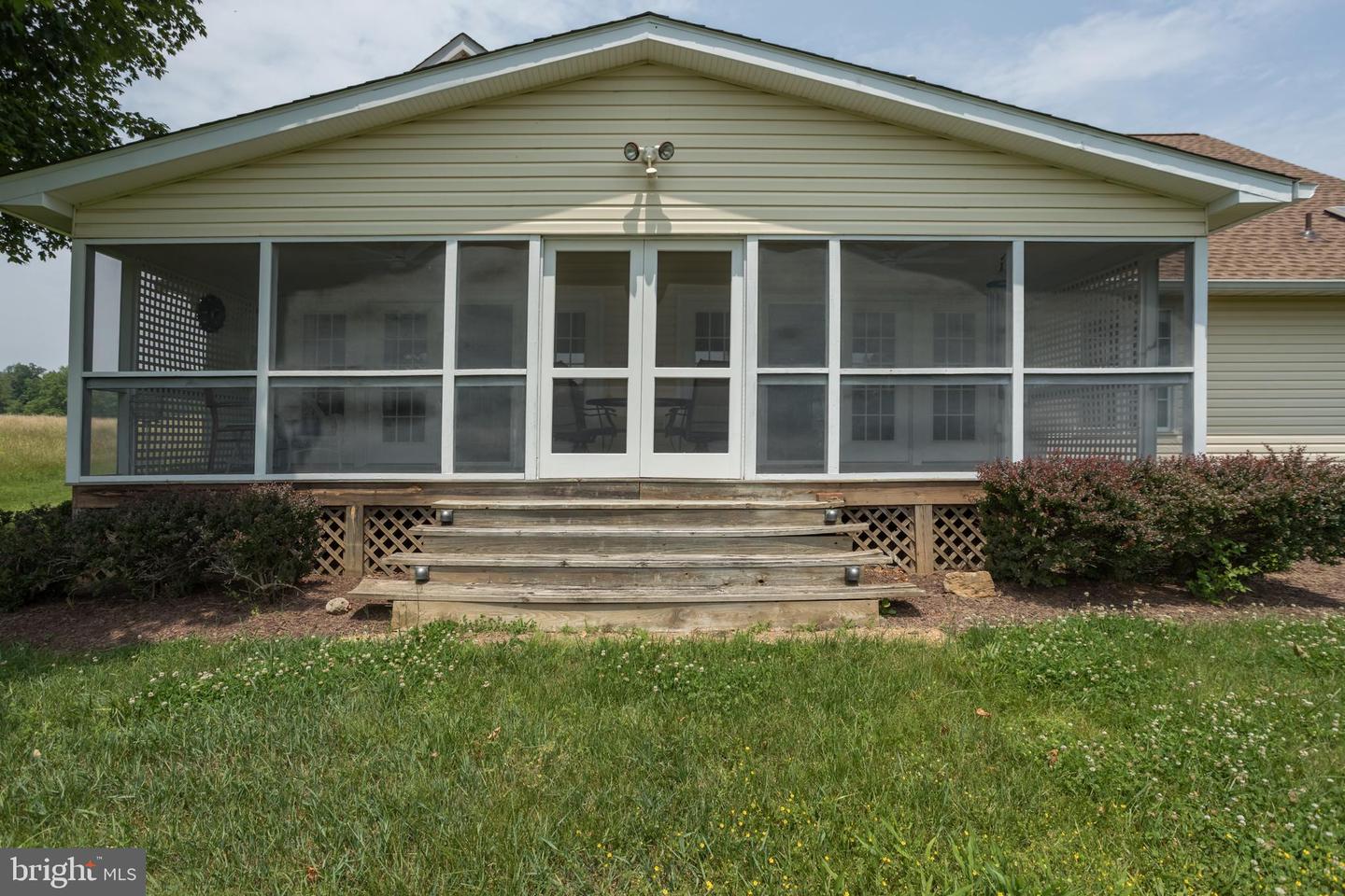 1629 PONDVIEW DR, WINCHESTER, Virginia 22601, 4 Bedrooms Bedrooms, ,3 BathroomsBathrooms,Residential,For sale,1629 PONDVIEW DR,VAWI2007308 MLS # VAWI2007308