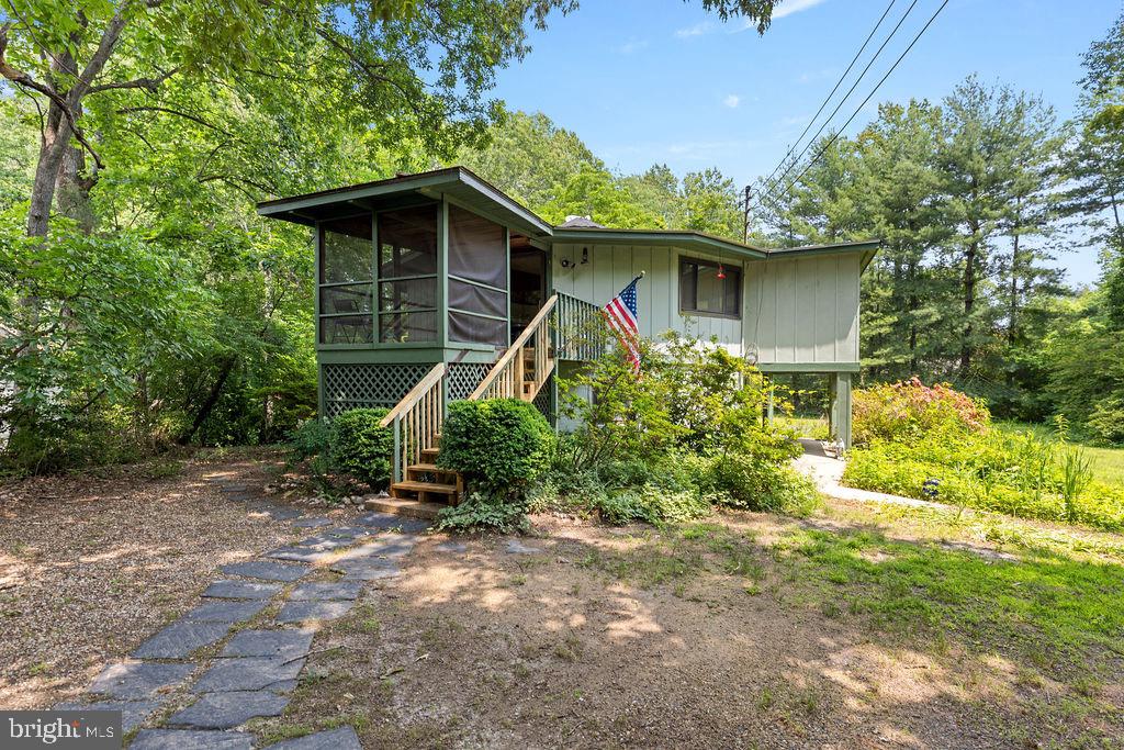315 STRATFORD CIR, LOCUST GROVE, Virginia 22508, 3 Bedrooms Bedrooms, ,2 BathroomsBathrooms,Residential,For sale,315 STRATFORD CIR,VAOR2009666 MLS # VAOR2009666