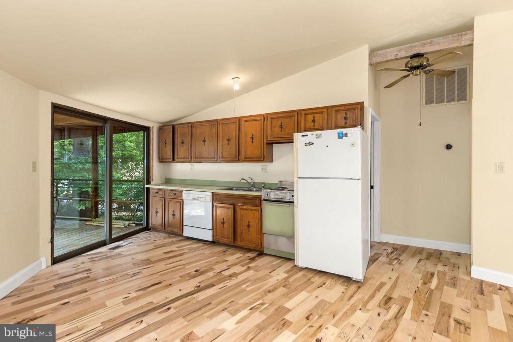 315 STRATFORD CIR, LOCUST GROVE, Virginia 22508, 3 Bedrooms Bedrooms, ,2 BathroomsBathrooms,Residential,For sale,315 STRATFORD CIR,VAOR2009666 MLS # VAOR2009666