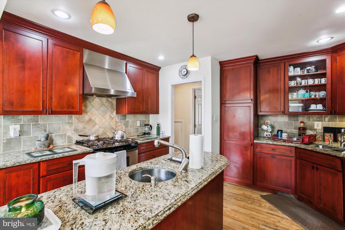 1901 GREAT FALLS ST, MCLEAN, Virginia 22101, 8 Bedrooms Bedrooms, ,5 BathroomsBathrooms,Residential,For sale,1901 GREAT FALLS ST,VAFX2244538 MLS # VAFX2244538