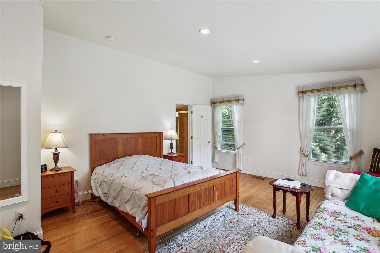 1901 GREAT FALLS ST, MCLEAN, Virginia 22101, 8 Bedrooms Bedrooms, ,5 BathroomsBathrooms,Residential,For sale,1901 GREAT FALLS ST,VAFX2244538 MLS # VAFX2244538
