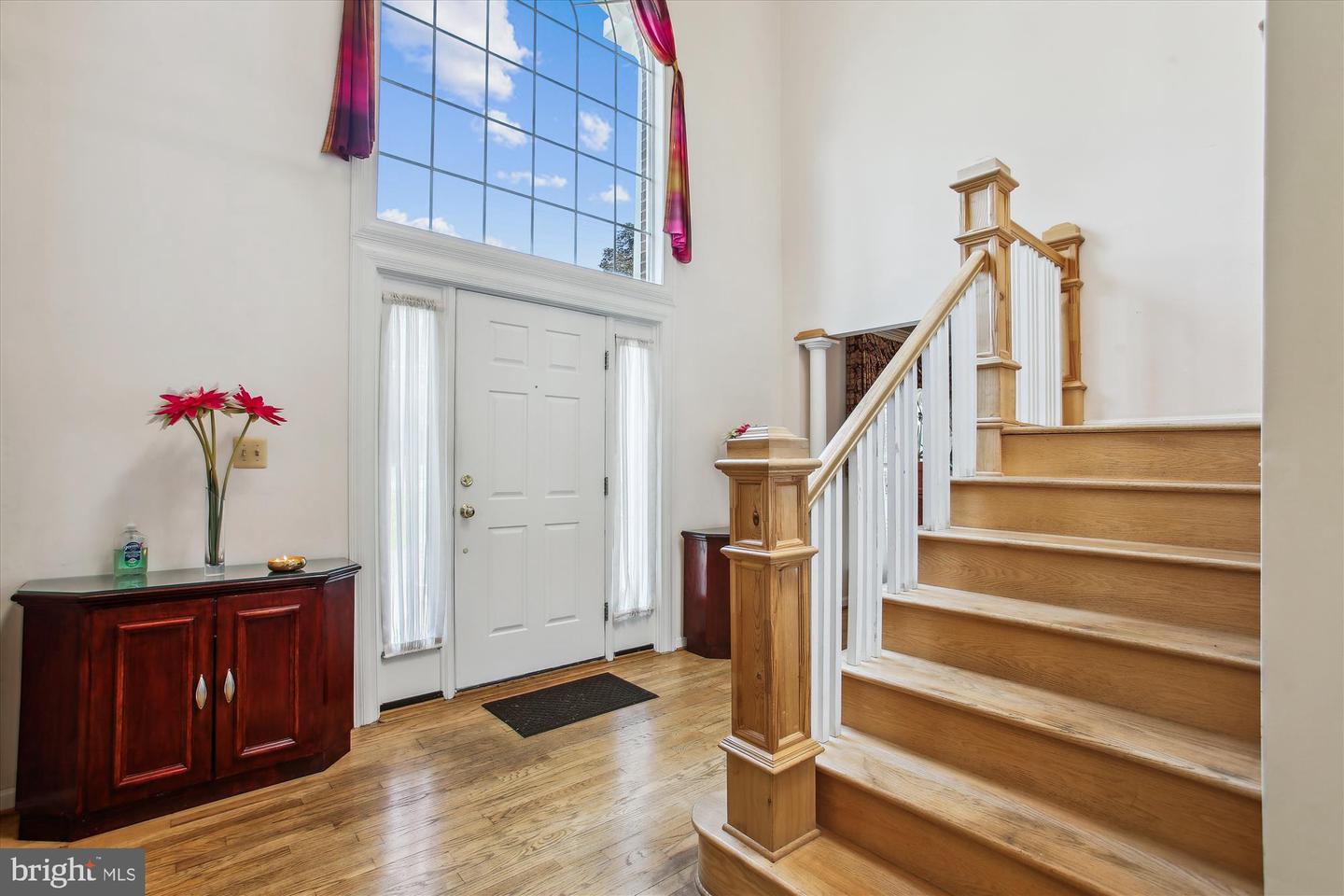 1901 GREAT FALLS ST, MCLEAN, Virginia 22101, 8 Bedrooms Bedrooms, ,5 BathroomsBathrooms,Residential,For sale,1901 GREAT FALLS ST,VAFX2244538 MLS # VAFX2244538