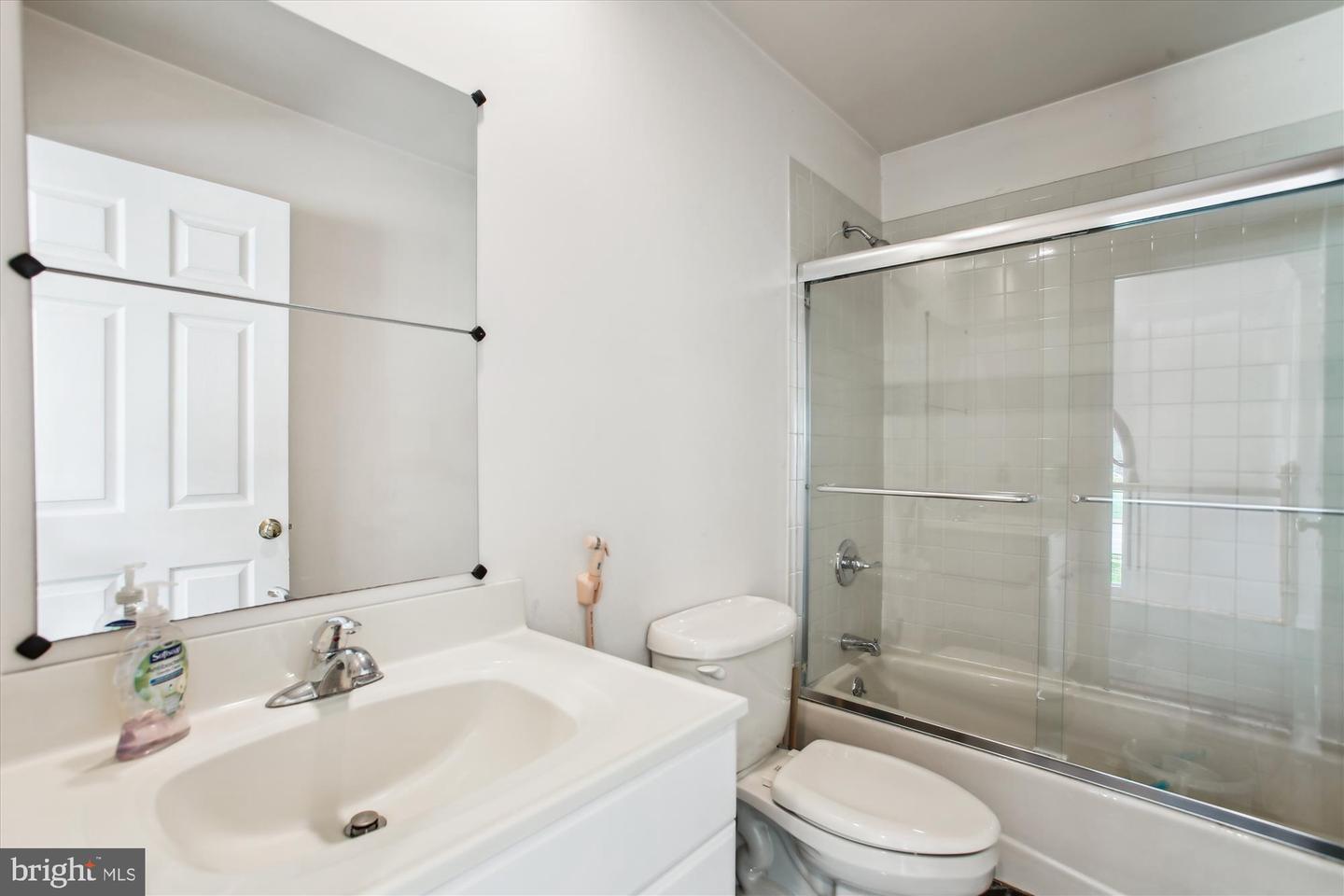 1901 GREAT FALLS ST, MCLEAN, Virginia 22101, 8 Bedrooms Bedrooms, ,5 BathroomsBathrooms,Residential,For sale,1901 GREAT FALLS ST,VAFX2244538 MLS # VAFX2244538