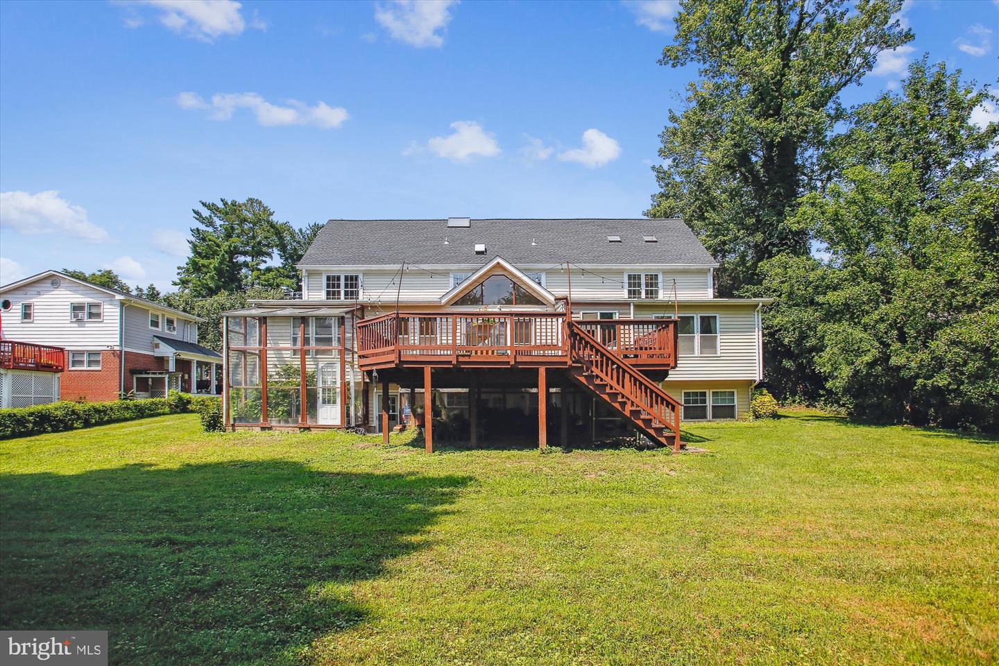 1901 GREAT FALLS ST, MCLEAN, Virginia 22101, 8 Bedrooms Bedrooms, ,5 BathroomsBathrooms,Residential,For sale,1901 GREAT FALLS ST,VAFX2244538 MLS # VAFX2244538