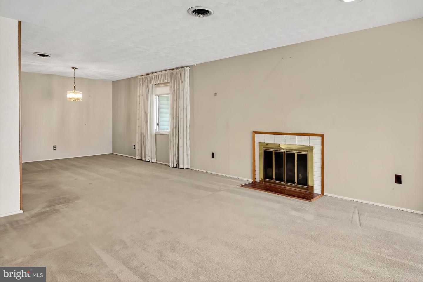 4109 OLYMPIC WAY, ALEXANDRIA, Virginia 22312, 3 Bedrooms Bedrooms, ,1 BathroomBathrooms,Residential,For sale,4109 OLYMPIC WAY,VAFX2245180 MLS # VAFX2245180
