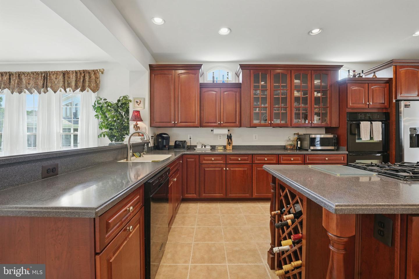 4801 GRAND MASTERS WAY, WOODBRIDGE, Virginia 22192, 5 Bedrooms Bedrooms, ,4 BathroomsBathrooms,Residential,For sale,4801 GRAND MASTERS WAY,VAPW2096610 MLS # VAPW2096610