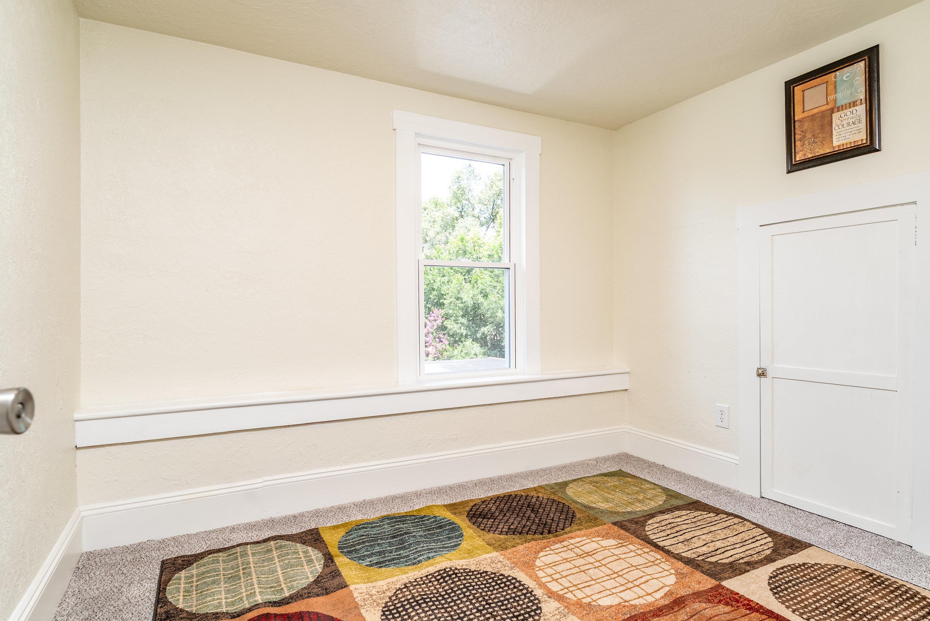 116 LINVILLE AVE, BROADWAY, Virginia 22815, 6 Bedrooms Bedrooms, ,2 BathroomsBathrooms,Residential,116 LINVILLE AVE,667325 MLS # 667325