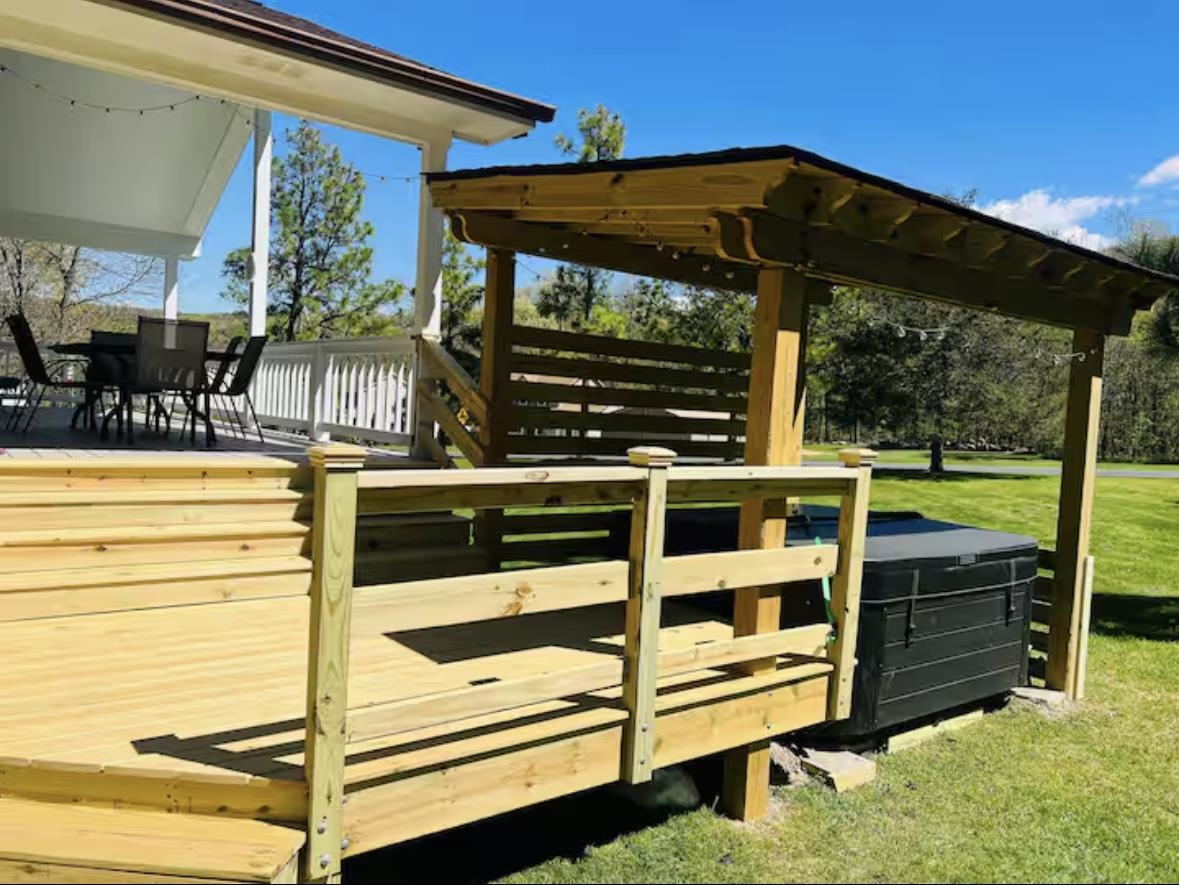 4064 PINE GROVE RD, STANLEY, Virginia 22851, 3 Bedrooms Bedrooms, ,2 BathroomsBathrooms,Residential,YoYos Cabin,4064 PINE GROVE RD,667330 MLS # 667330