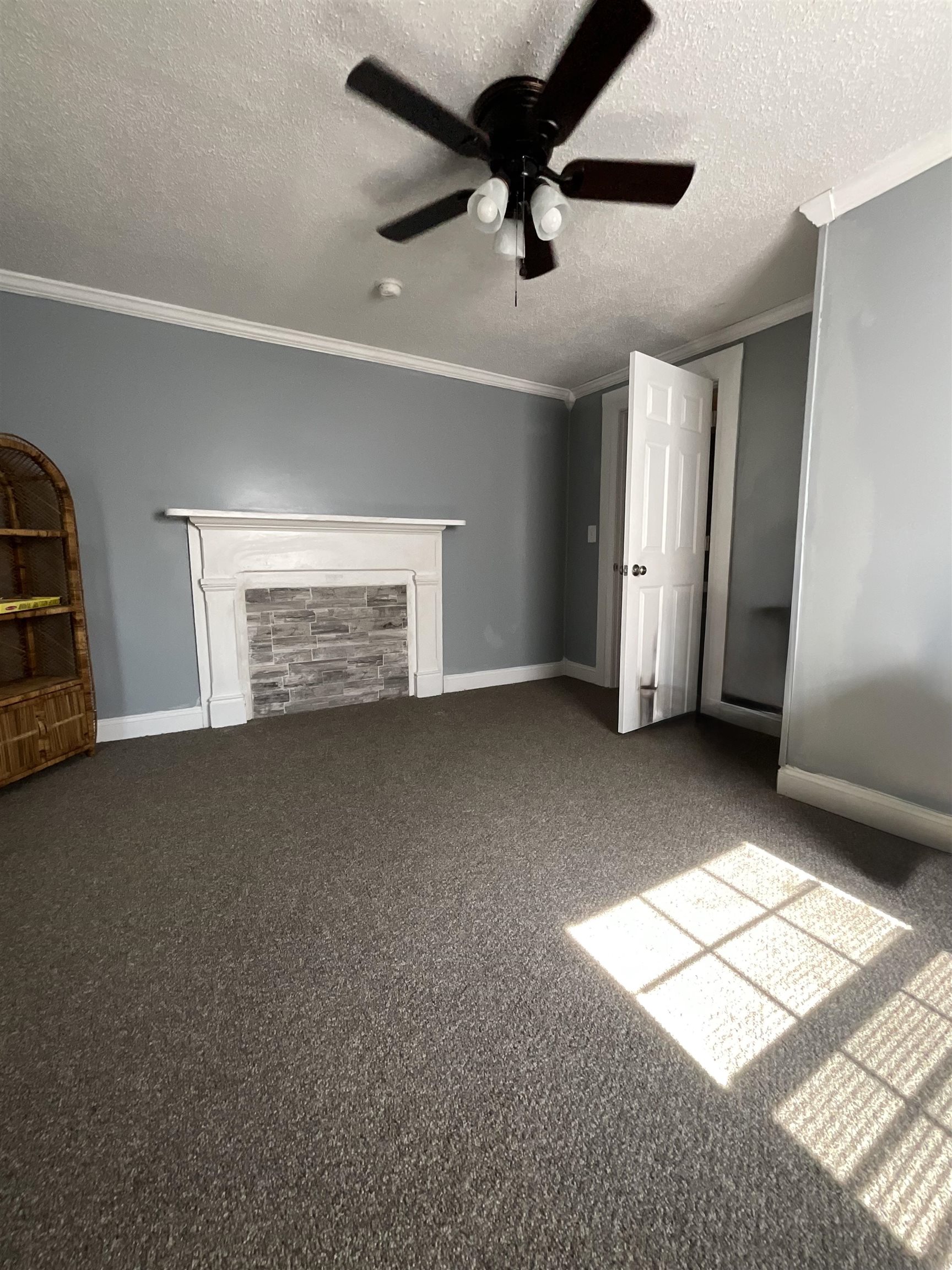 606 WINTHROP ST, STAUNTON, Virginia 24401, 3 Bedrooms Bedrooms, ,1 BathroomBathrooms,Residential,606 WINTHROP ST,667333 MLS # 667333