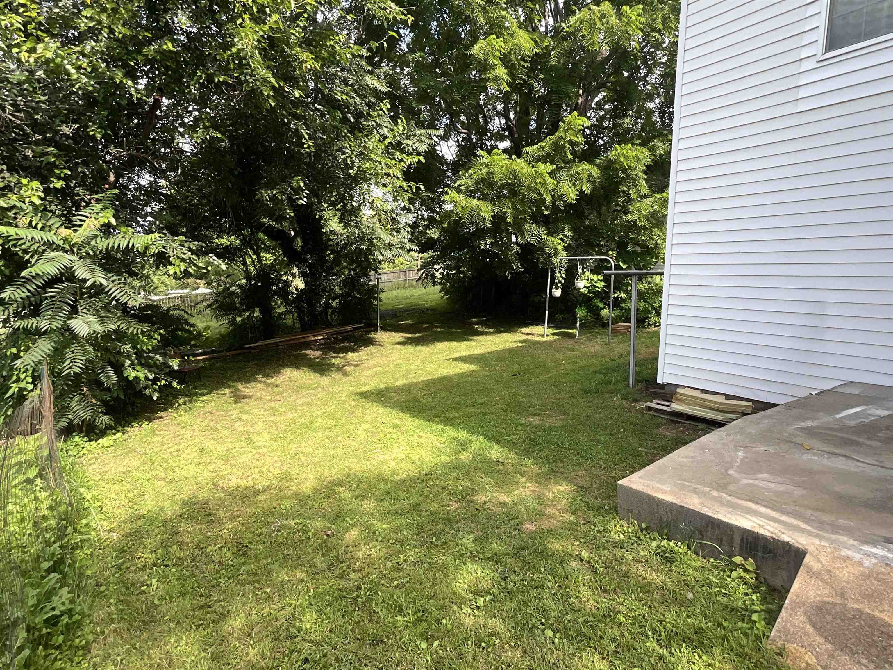 606 WINTHROP ST, STAUNTON, Virginia 24401, 3 Bedrooms Bedrooms, ,1 BathroomBathrooms,Residential,606 WINTHROP ST,667333 MLS # 667333