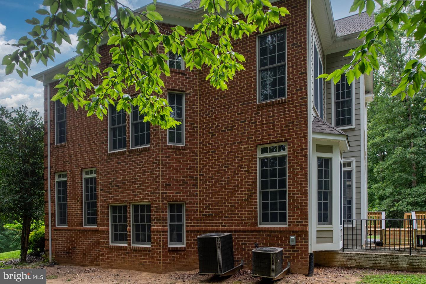 13520 5TH CORPS LN, FREDERICKSBURG, Virginia 22407, 4 Bedrooms Bedrooms, ,3 BathroomsBathrooms,Residential,For sale,13520 5TH CORPS LN,VASP2034438 MLS # VASP2034438