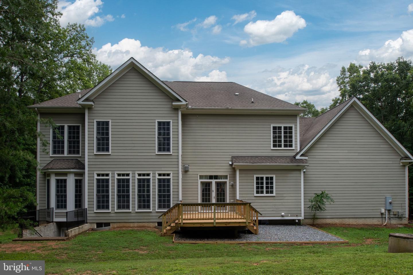 13520 5TH CORPS LN, FREDERICKSBURG, Virginia 22407, 4 Bedrooms Bedrooms, ,3 BathroomsBathrooms,Residential,For sale,13520 5TH CORPS LN,VASP2034438 MLS # VASP2034438