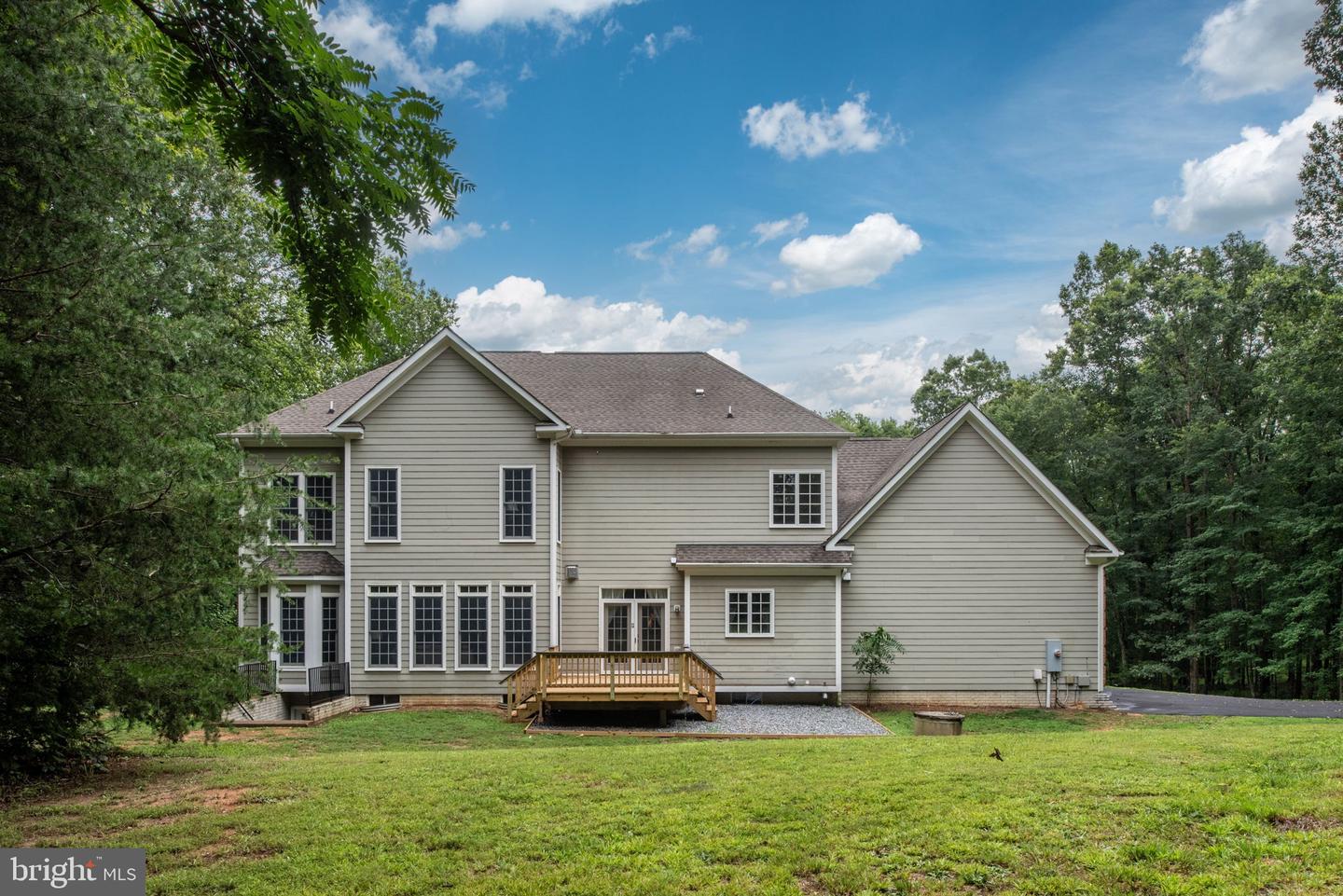 13520 5TH CORPS LN, FREDERICKSBURG, Virginia 22407, 4 Bedrooms Bedrooms, ,3 BathroomsBathrooms,Residential,For sale,13520 5TH CORPS LN,VASP2034438 MLS # VASP2034438