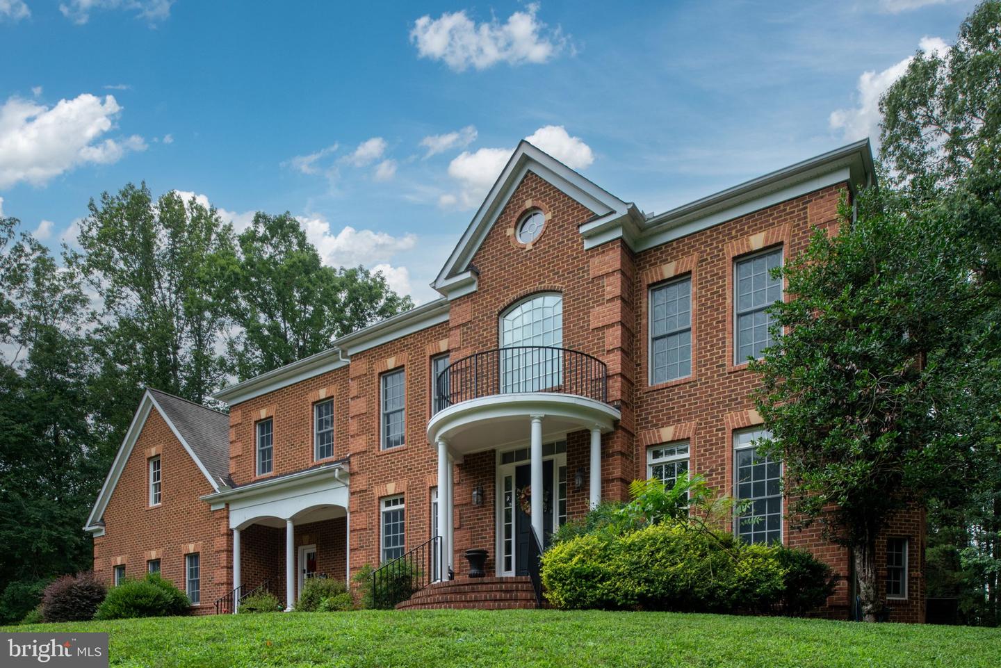 13520 5TH CORPS LN, FREDERICKSBURG, Virginia 22407, 4 Bedrooms Bedrooms, ,3 BathroomsBathrooms,Residential,For sale,13520 5TH CORPS LN,VASP2034438 MLS # VASP2034438
