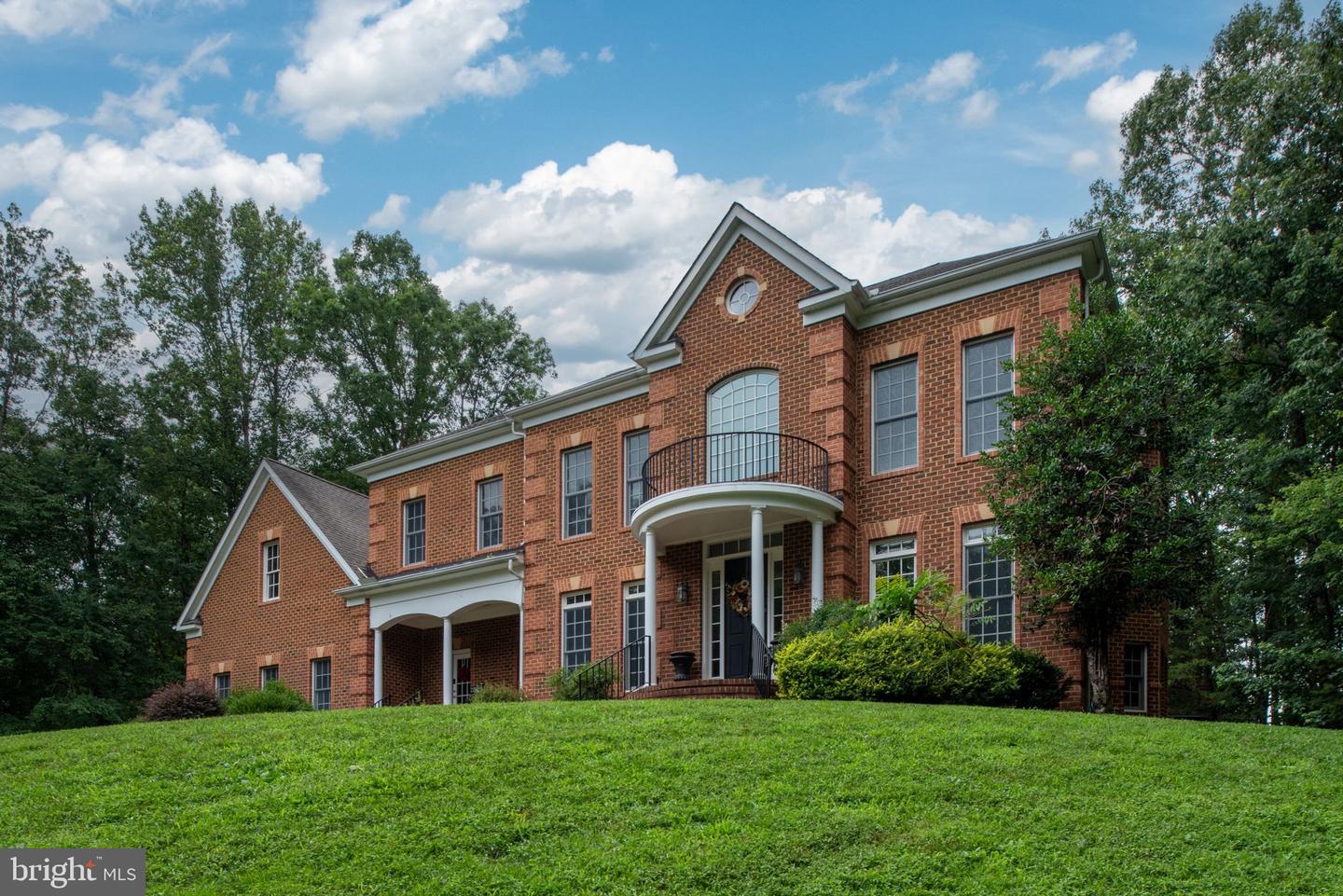 13520 5TH CORPS LN, FREDERICKSBURG, Virginia 22407, 4 Bedrooms Bedrooms, ,3 BathroomsBathrooms,Residential,For sale,13520 5TH CORPS LN,VASP2034438 MLS # VASP2034438