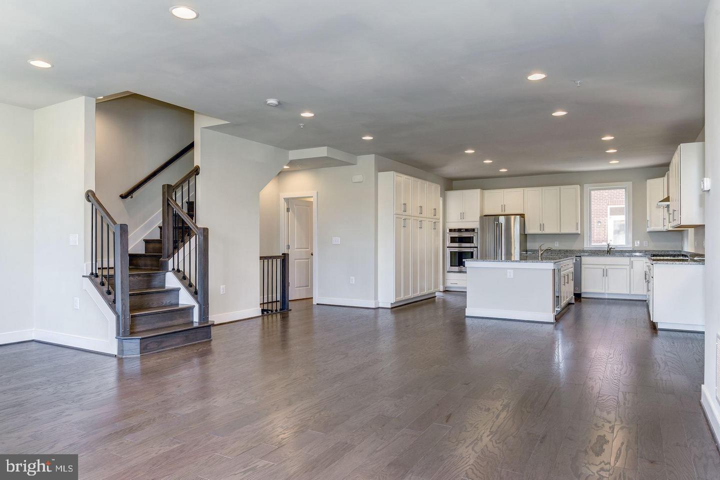 1820 POTOMAC AVE, ALEXANDRIA, Virginia 22301, 3 Bedrooms Bedrooms, ,4 BathroomsBathrooms,Residential,For sale,1820 POTOMAC AVE,VAAX2047308 MLS # VAAX2047308