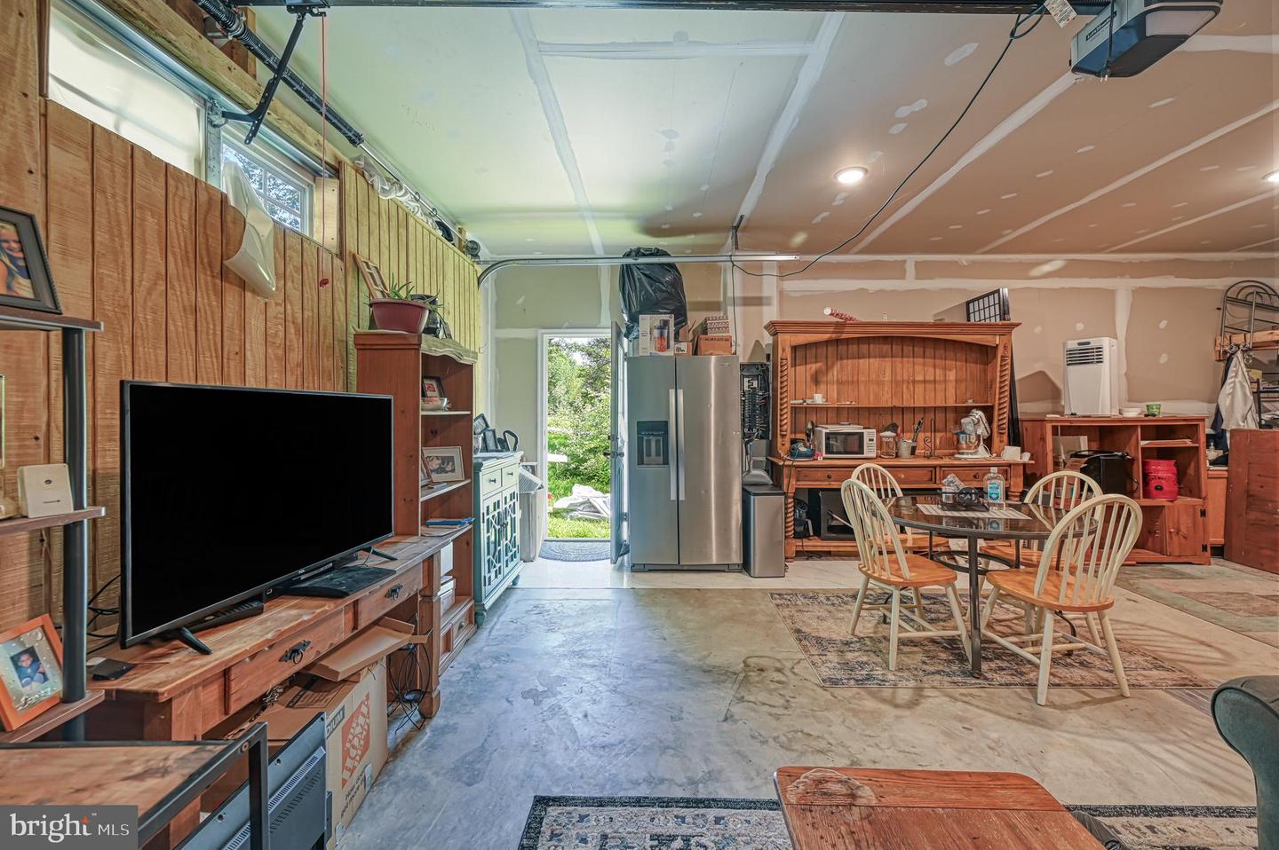 6121 BELMONT RD, MINERAL, Virginia 23117, 3 Bedrooms Bedrooms, ,2 BathroomsBathrooms,Residential,For sale,6121 BELMONT RD,VASP2034638 MLS # VASP2034638