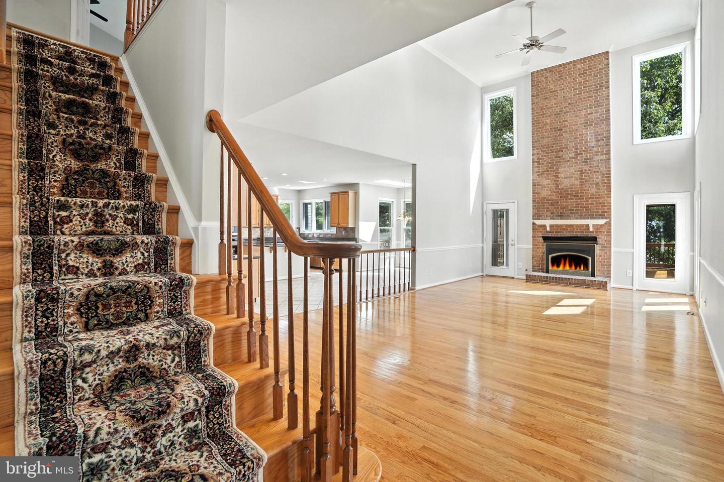4914 EDGE ROCK DR, CHANTILLY, Virginia 20151, 4 Bedrooms Bedrooms, ,3 BathroomsBathrooms,Residential,For sale,4914 EDGE ROCK DR,VAFX2255094 MLS # VAFX2255094