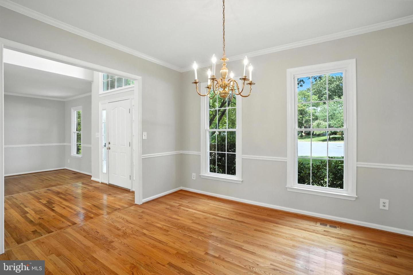 4914 EDGE ROCK DR, CHANTILLY, Virginia 20151, 4 Bedrooms Bedrooms, ,3 BathroomsBathrooms,Residential,For sale,4914 EDGE ROCK DR,VAFX2255094 MLS # VAFX2255094