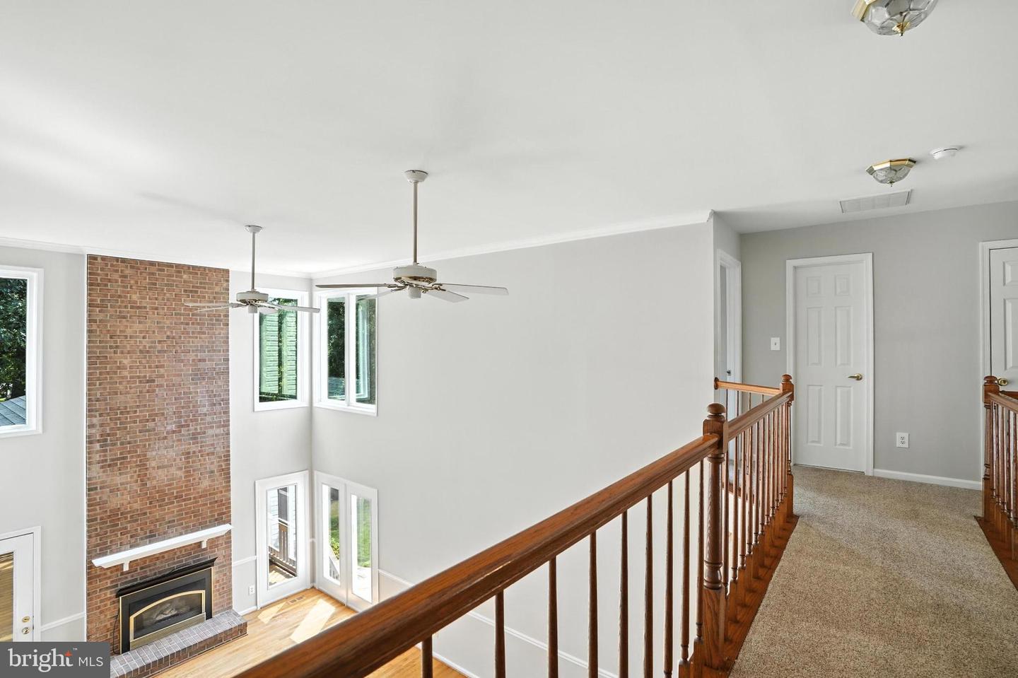 4914 EDGE ROCK DR, CHANTILLY, Virginia 20151, 4 Bedrooms Bedrooms, ,3 BathroomsBathrooms,Residential,For sale,4914 EDGE ROCK DR,VAFX2255094 MLS # VAFX2255094