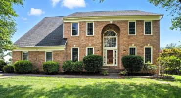 4914 EDGE ROCK DR, CHANTILLY, Virginia 20151, 4 Bedrooms Bedrooms, ,3 BathroomsBathrooms,Residential,For sale,4914 EDGE ROCK DR,VAFX2255094 MLS # VAFX2255094