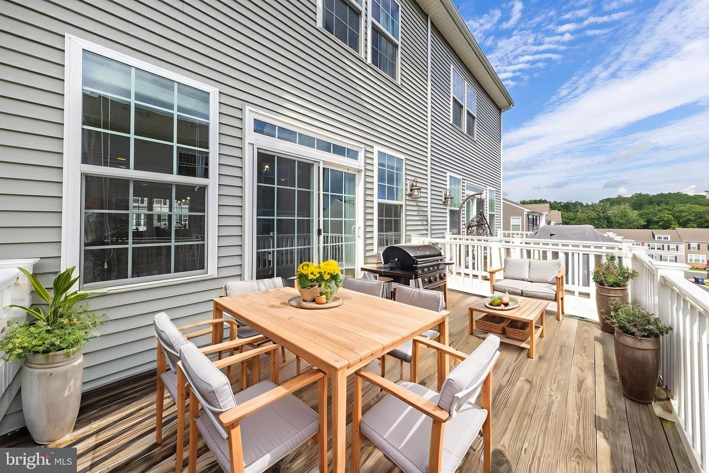 15303 LINVILLE CREEK DR, HAYMARKET, Virginia 20169, 3 Bedrooms Bedrooms, ,3 BathroomsBathrooms,Residential,For sale,15303 LINVILLE CREEK DR,VAPW2099056 MLS # VAPW2099056