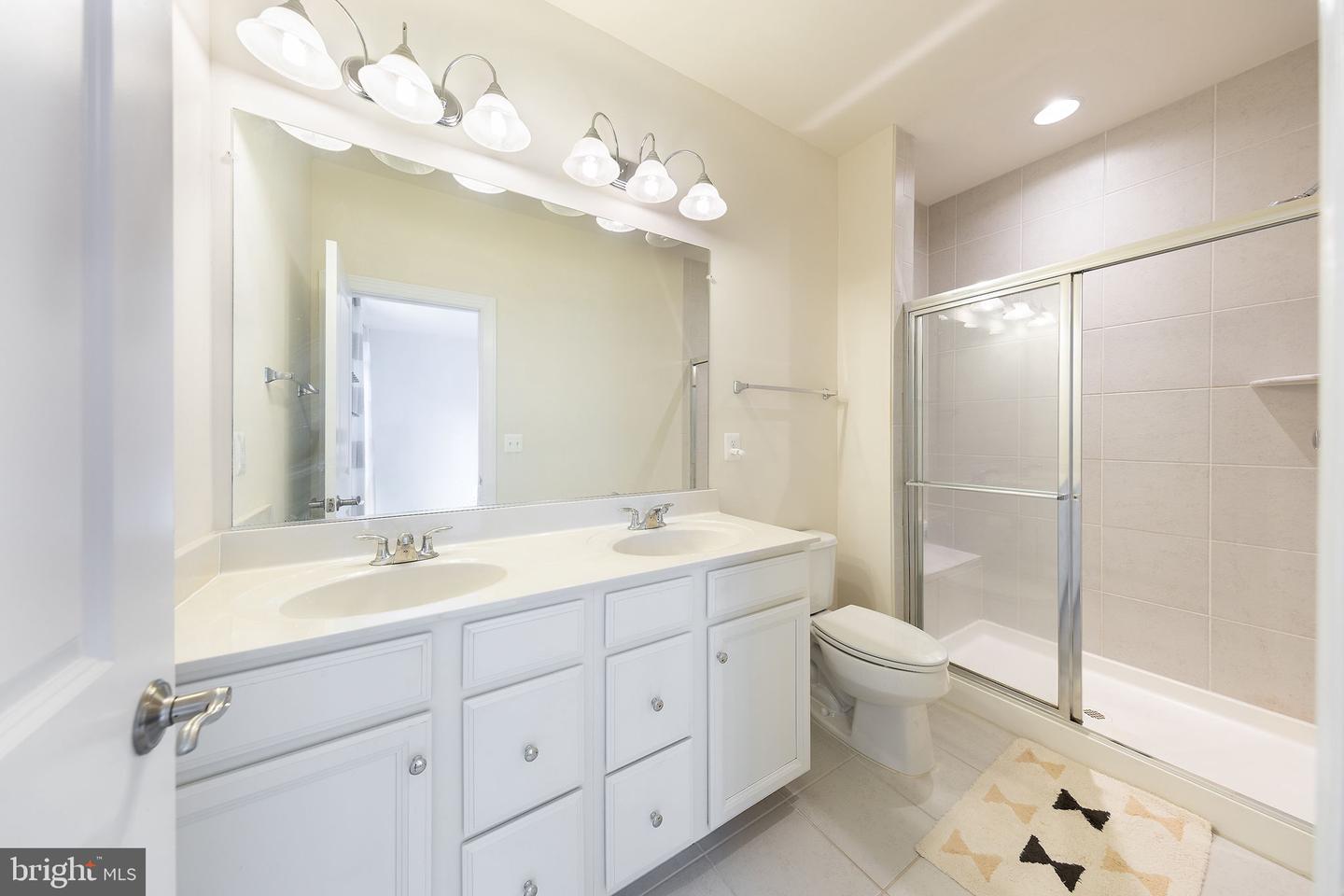 15303 LINVILLE CREEK DR, HAYMARKET, Virginia 20169, 3 Bedrooms Bedrooms, ,3 BathroomsBathrooms,Residential,For sale,15303 LINVILLE CREEK DR,VAPW2099056 MLS # VAPW2099056