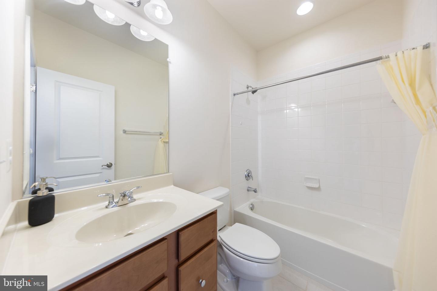 15303 LINVILLE CREEK DR, HAYMARKET, Virginia 20169, 3 Bedrooms Bedrooms, ,3 BathroomsBathrooms,Residential,For sale,15303 LINVILLE CREEK DR,VAPW2099056 MLS # VAPW2099056