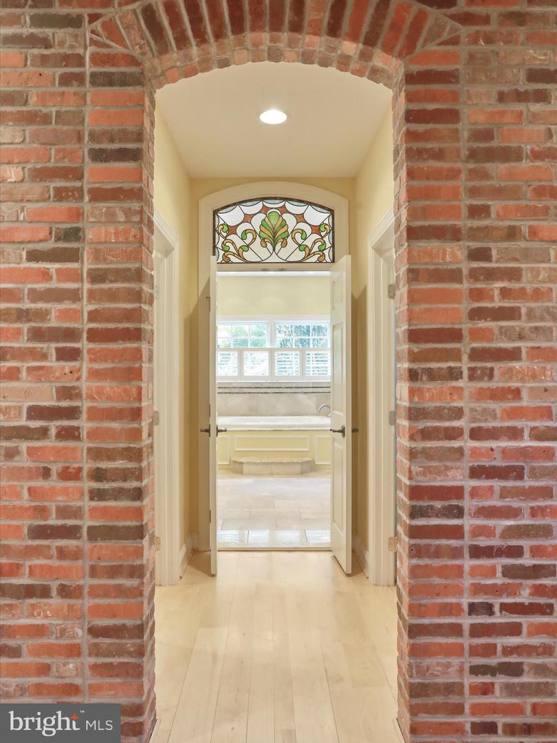 325 WINDSOR LN, WINCHESTER, Virginia 22602, 5 Bedrooms Bedrooms, ,4 BathroomsBathrooms,Residential,For sale,325 WINDSOR LN,VAFV2035416 MLS # VAFV2035416