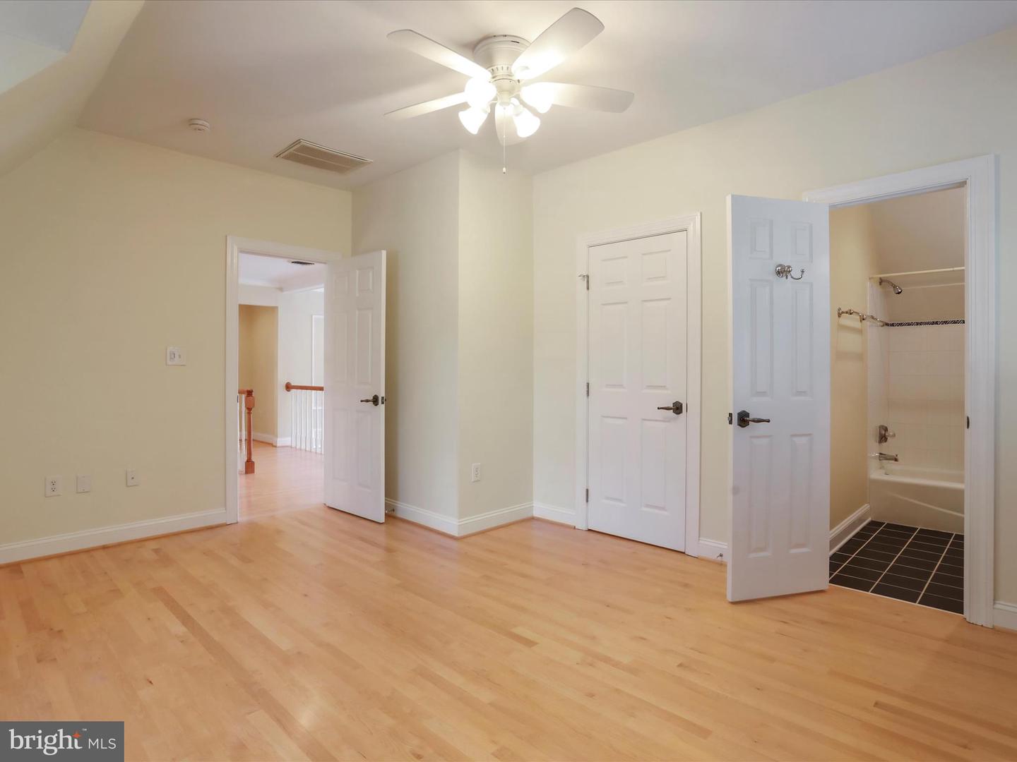 325 WINDSOR LN, WINCHESTER, Virginia 22602, 5 Bedrooms Bedrooms, ,4 BathroomsBathrooms,Residential,For sale,325 WINDSOR LN,VAFV2035416 MLS # VAFV2035416