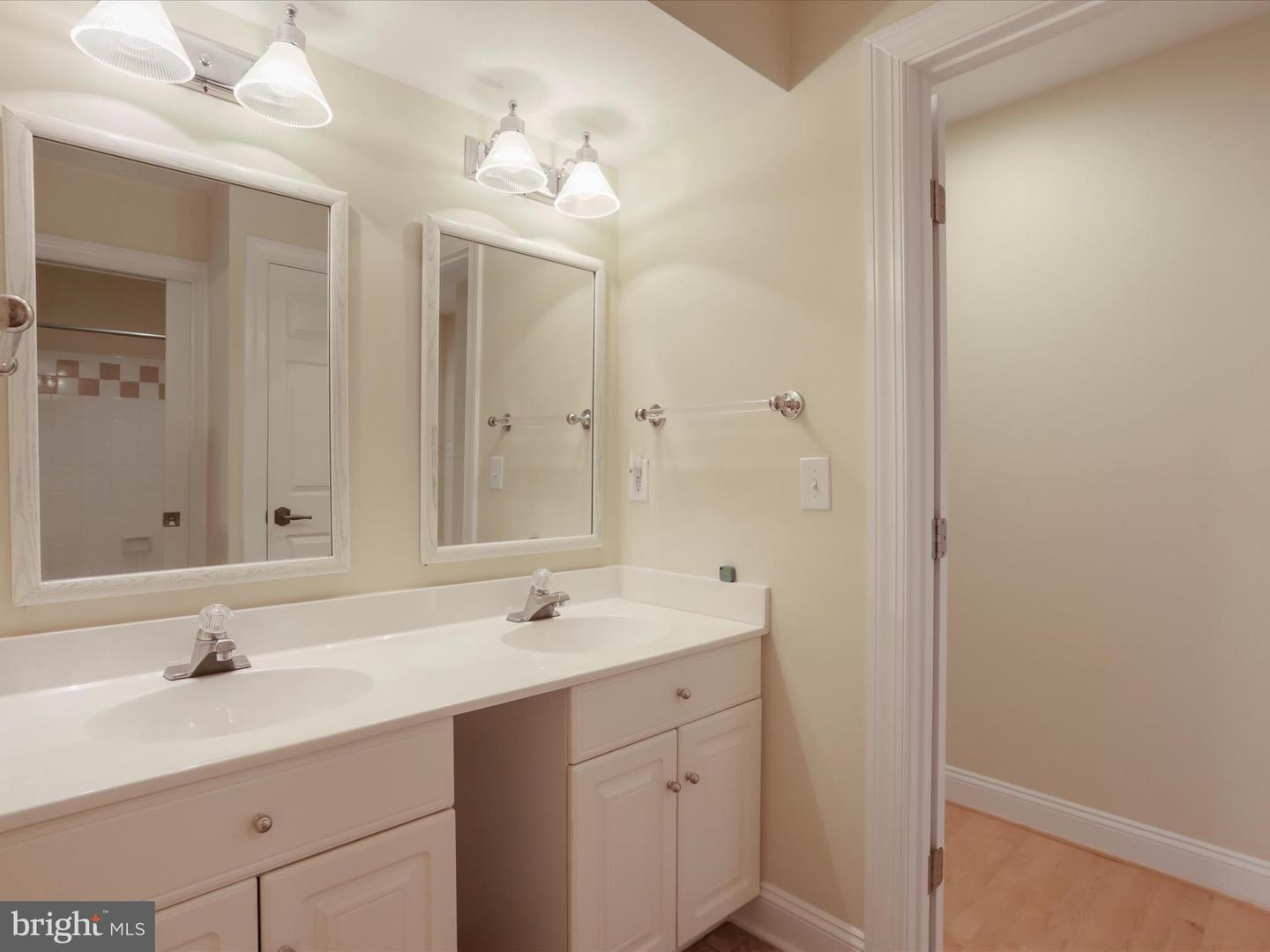 325 WINDSOR LN, WINCHESTER, Virginia 22602, 5 Bedrooms Bedrooms, ,4 BathroomsBathrooms,Residential,For sale,325 WINDSOR LN,VAFV2035416 MLS # VAFV2035416