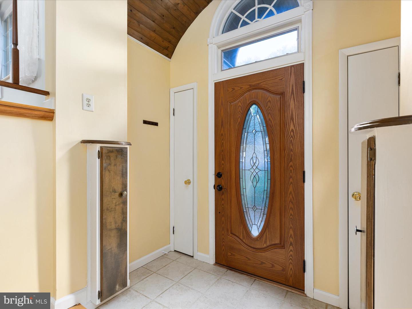 2804 PEPPERWOOD CT, VIENNA, Virginia 22181, 5 Bedrooms Bedrooms, ,3 BathroomsBathrooms,Residential,For sale,2804 PEPPERWOOD CT,VAFX2255738 MLS # VAFX2255738