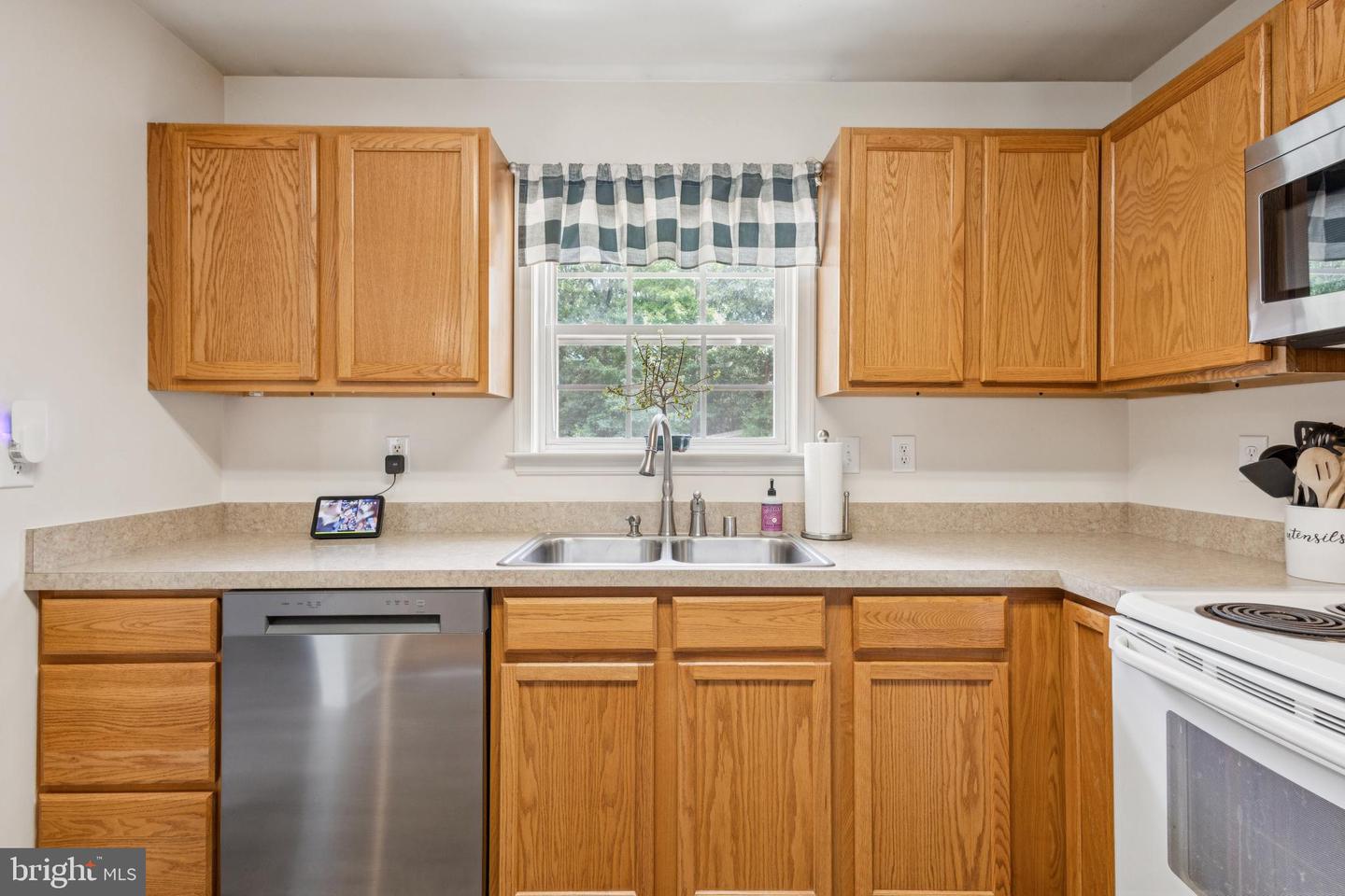 13378 MASON ST, WOODFORD, Virginia 22580, 3 Bedrooms Bedrooms, ,2 BathroomsBathrooms,Residential,For sale,13378 MASON ST,VACV2008522 MLS # VACV2008522