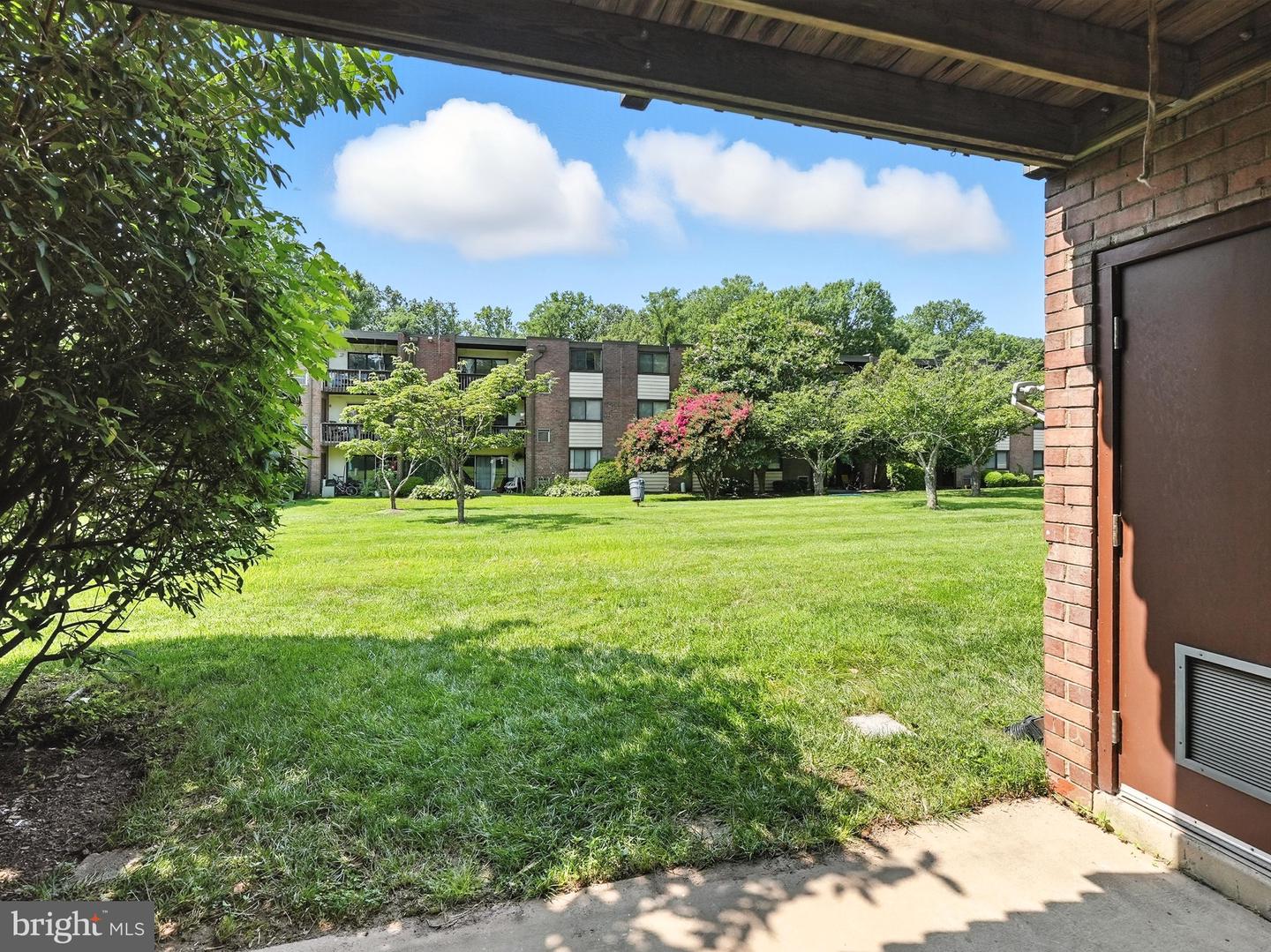 10723 W WEST DR #103, FAIRFAX, Virginia 22030, 2 Bedrooms Bedrooms, ,1 BathroomBathrooms,Residential,For sale,10723 W WEST DR #103,VAFC2006646 MLS # VAFC2006646