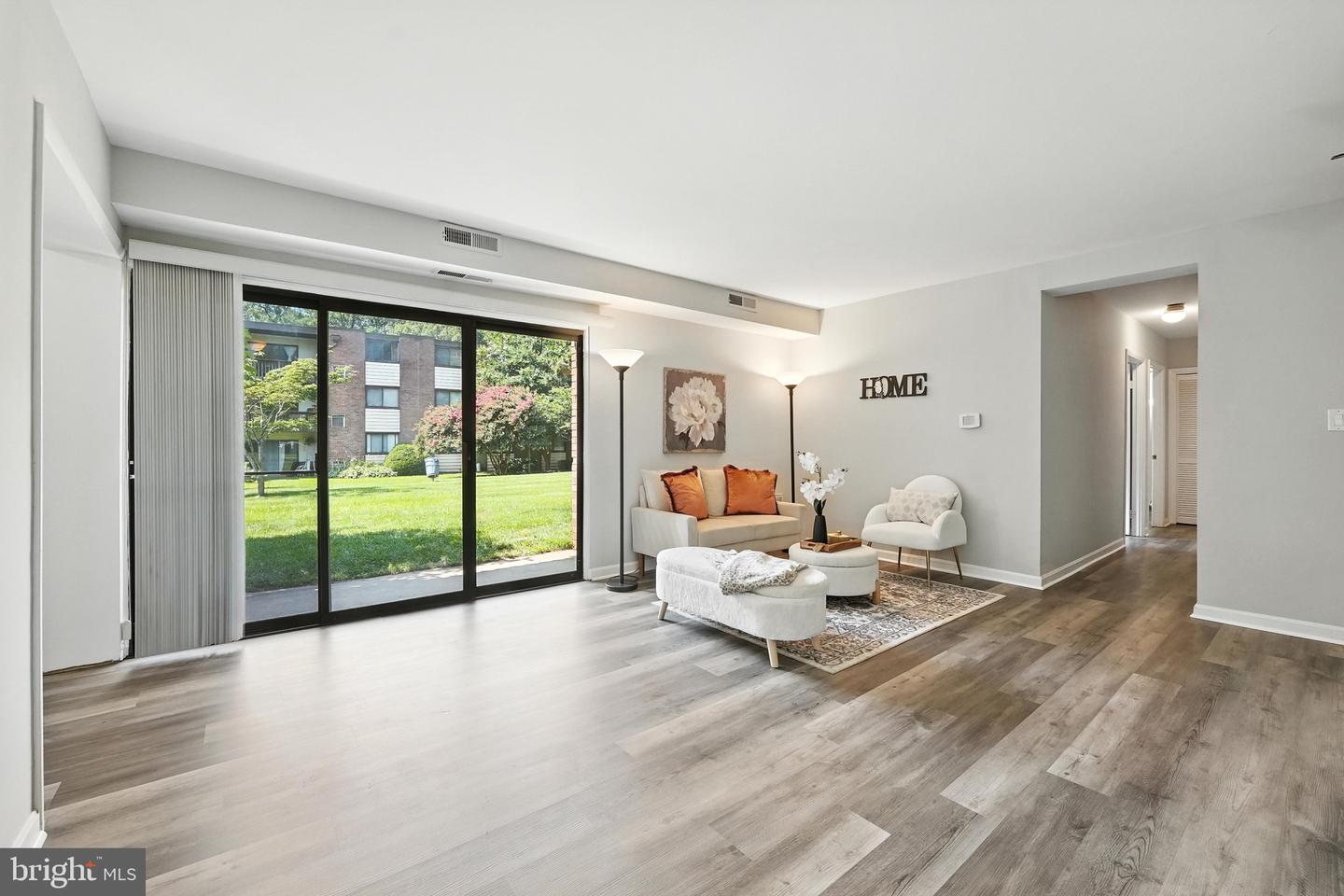 10723 W WEST DR #103, FAIRFAX, Virginia 22030, 2 Bedrooms Bedrooms, ,1 BathroomBathrooms,Residential,For sale,10723 W WEST DR #103,VAFC2006646 MLS # VAFC2006646